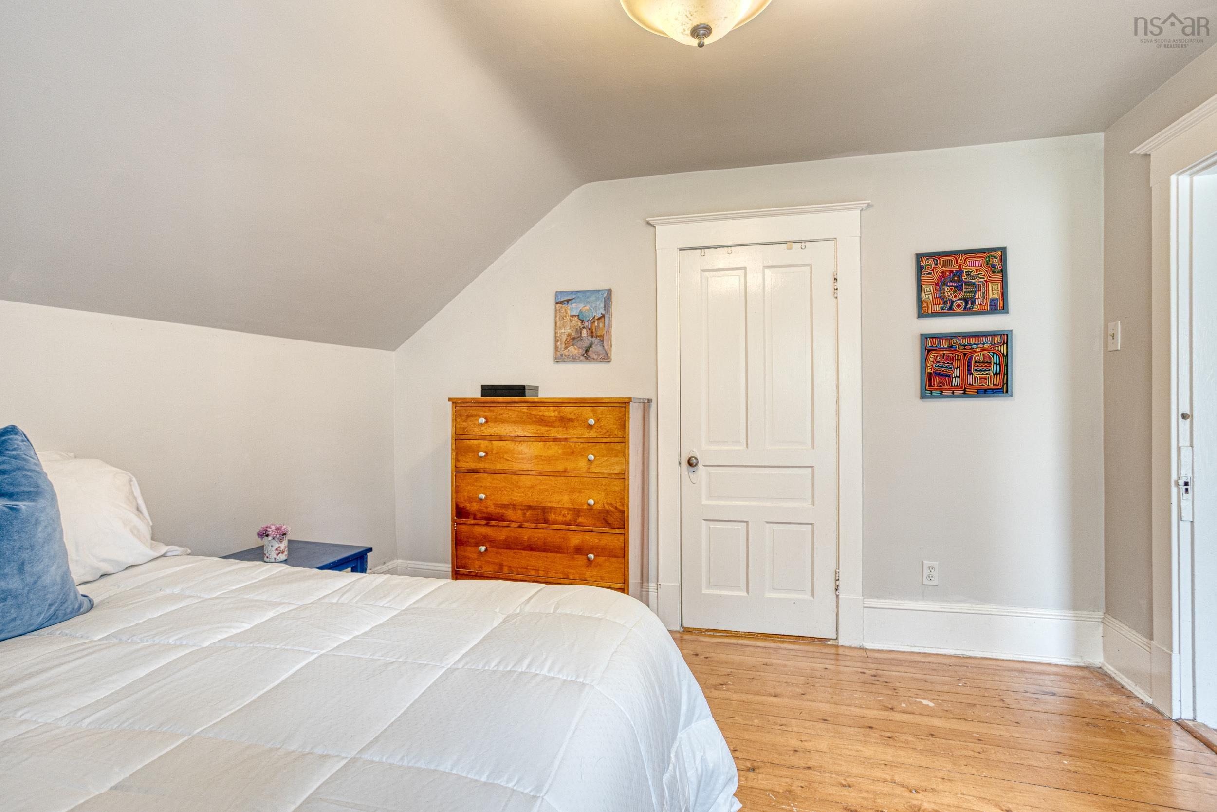 $599,000.00: 2069 Kline Street, Halifax