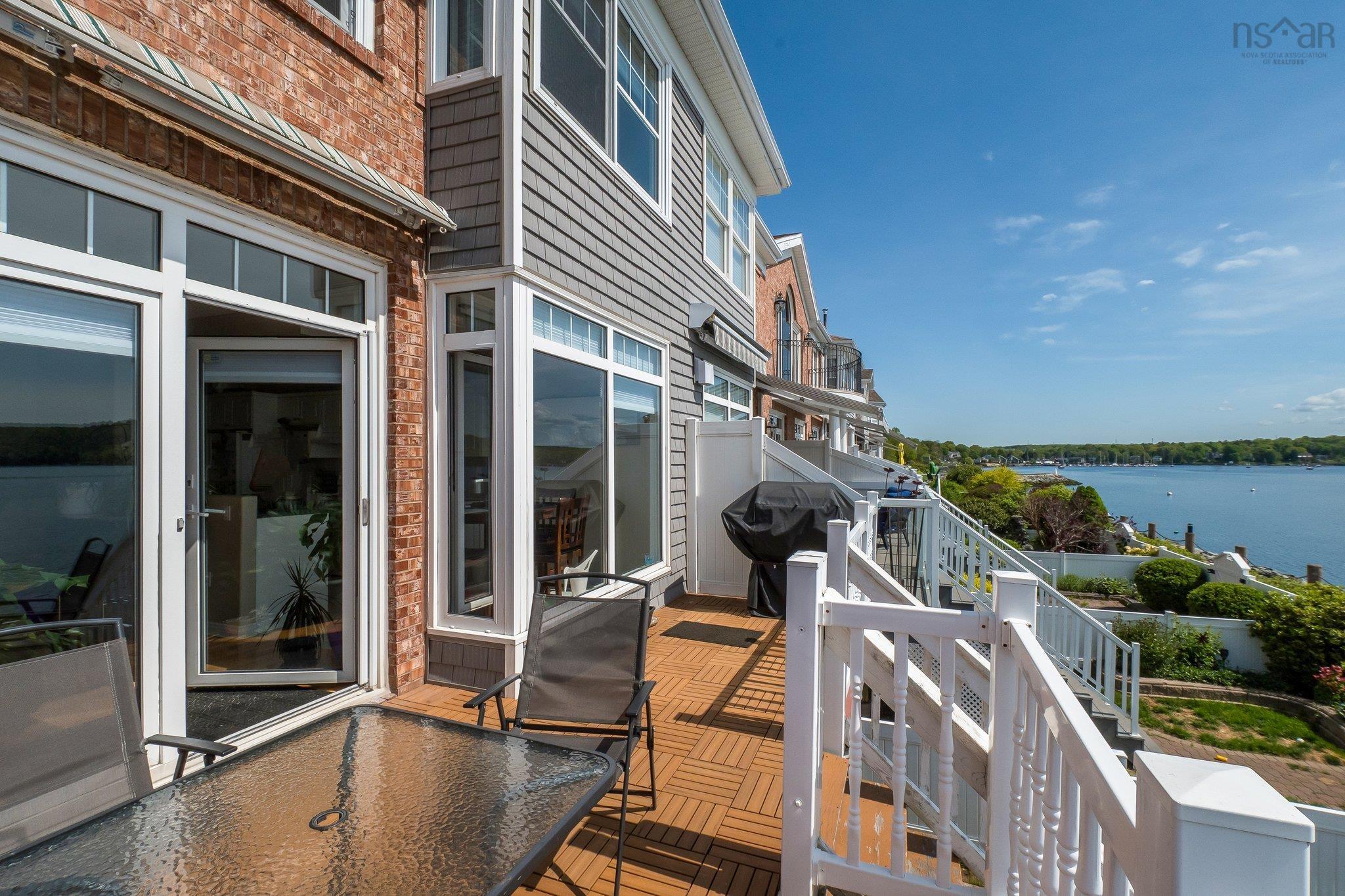 $959,900.00: 13 Arthur Lismer Court, Bedford