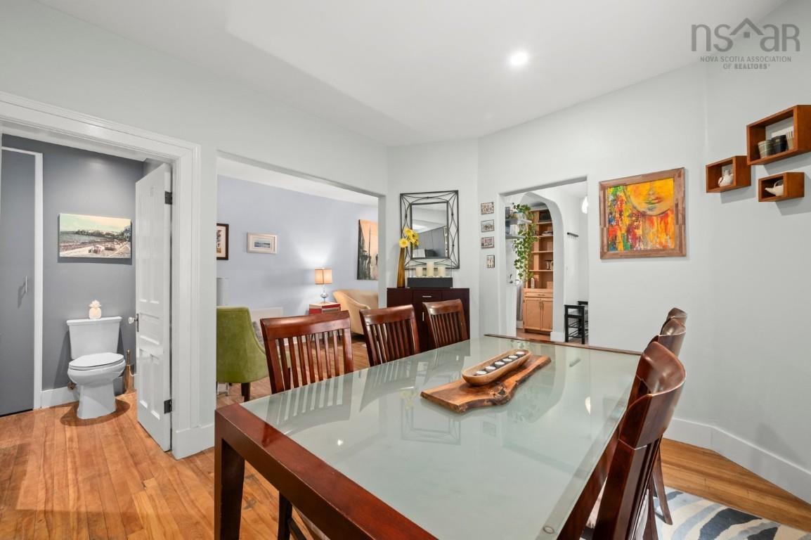 $715,900.00: 5861 Livingstone Street, Halifax