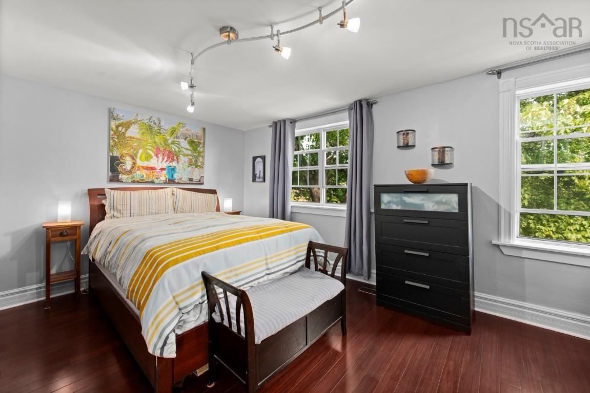 $715,900.00: 5861 Livingstone Street, Halifax