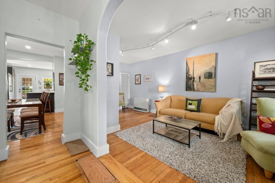 $715,900.00: 5861 Livingstone Street, Halifax