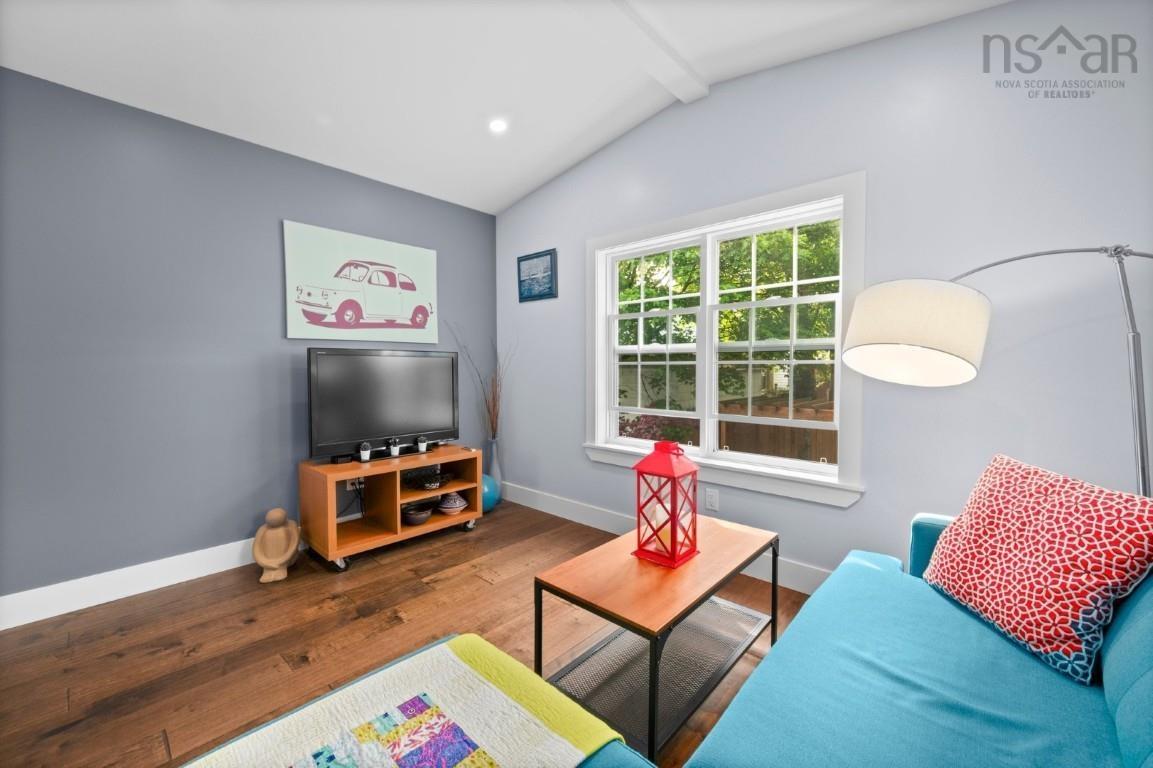 $715,900.00: 5861 Livingstone Street, Halifax