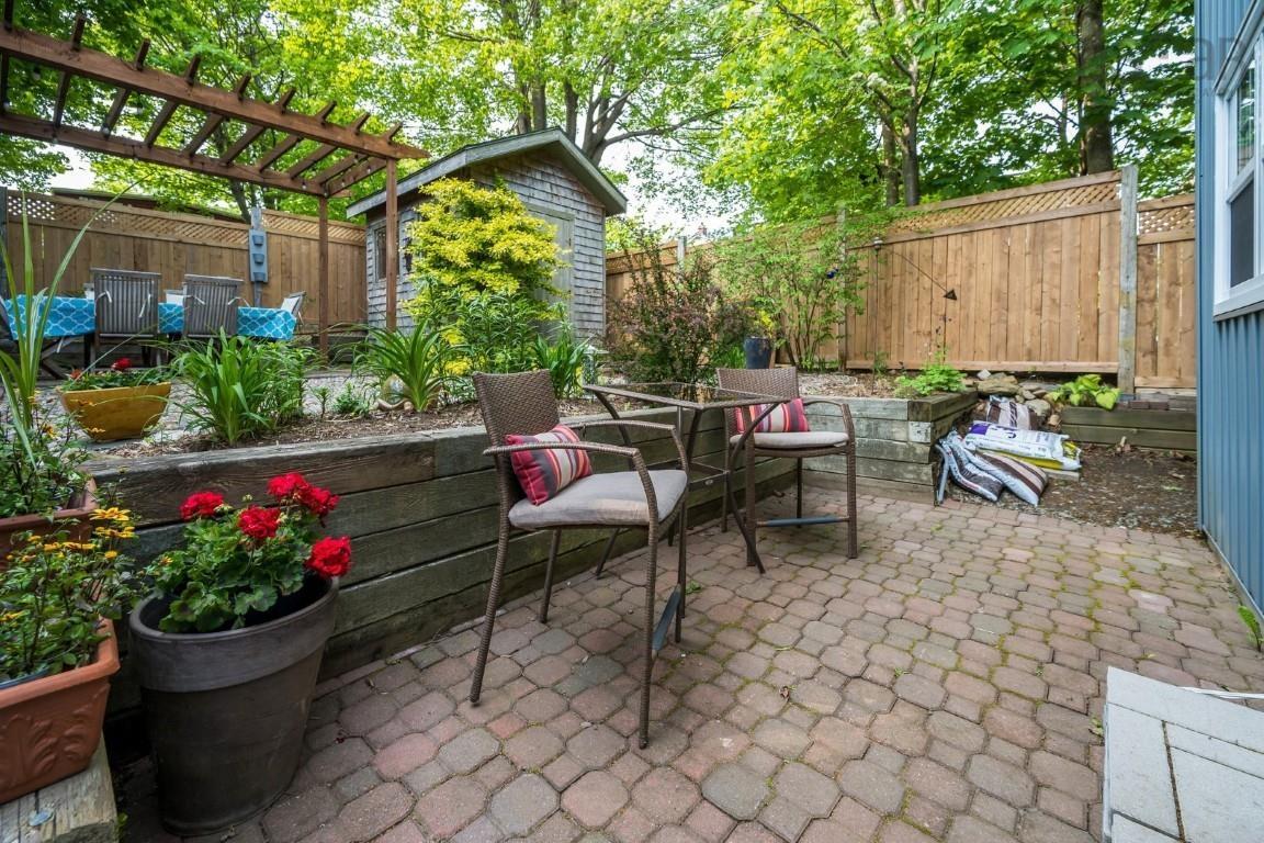 $715,900.00: 5861 Livingstone Street, Halifax