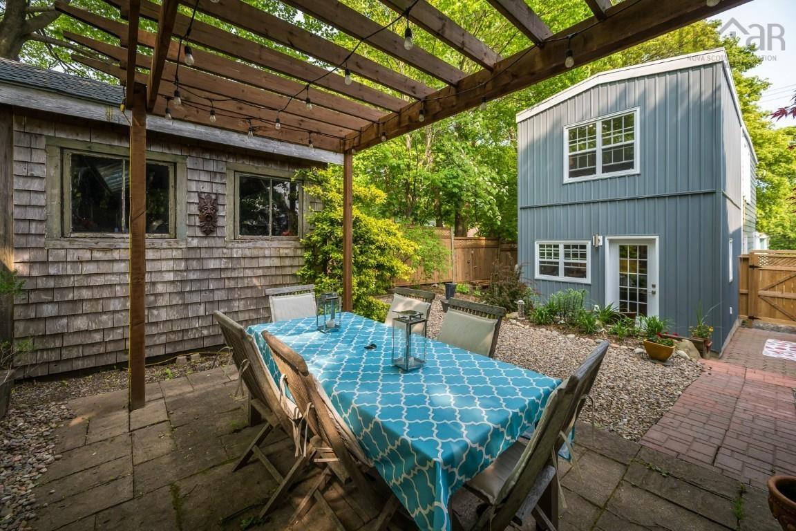 $715,900.00: 5861 Livingstone Street, Halifax