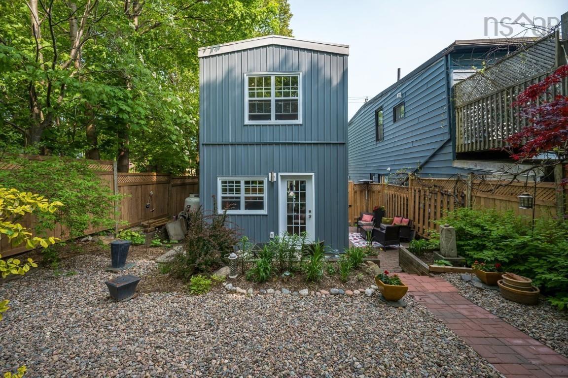 $715,900.00: 5861 Livingstone Street, Halifax