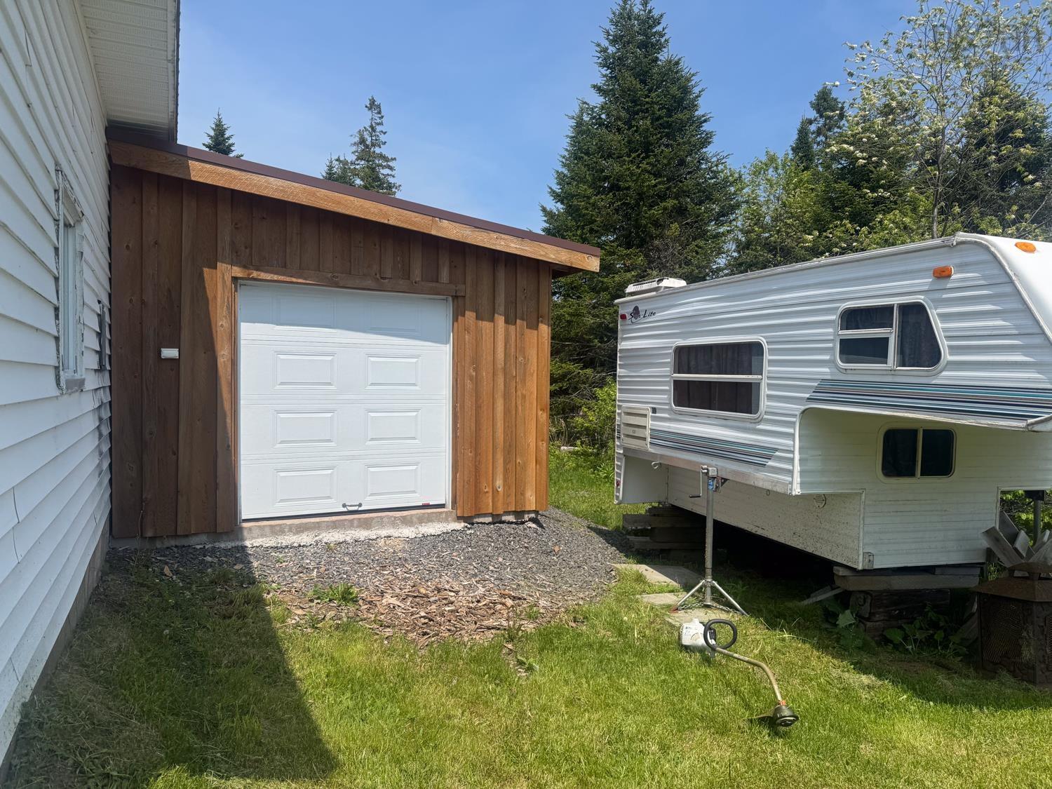 $155,000.00: 34 BERGMAN Lane, Mount Thom