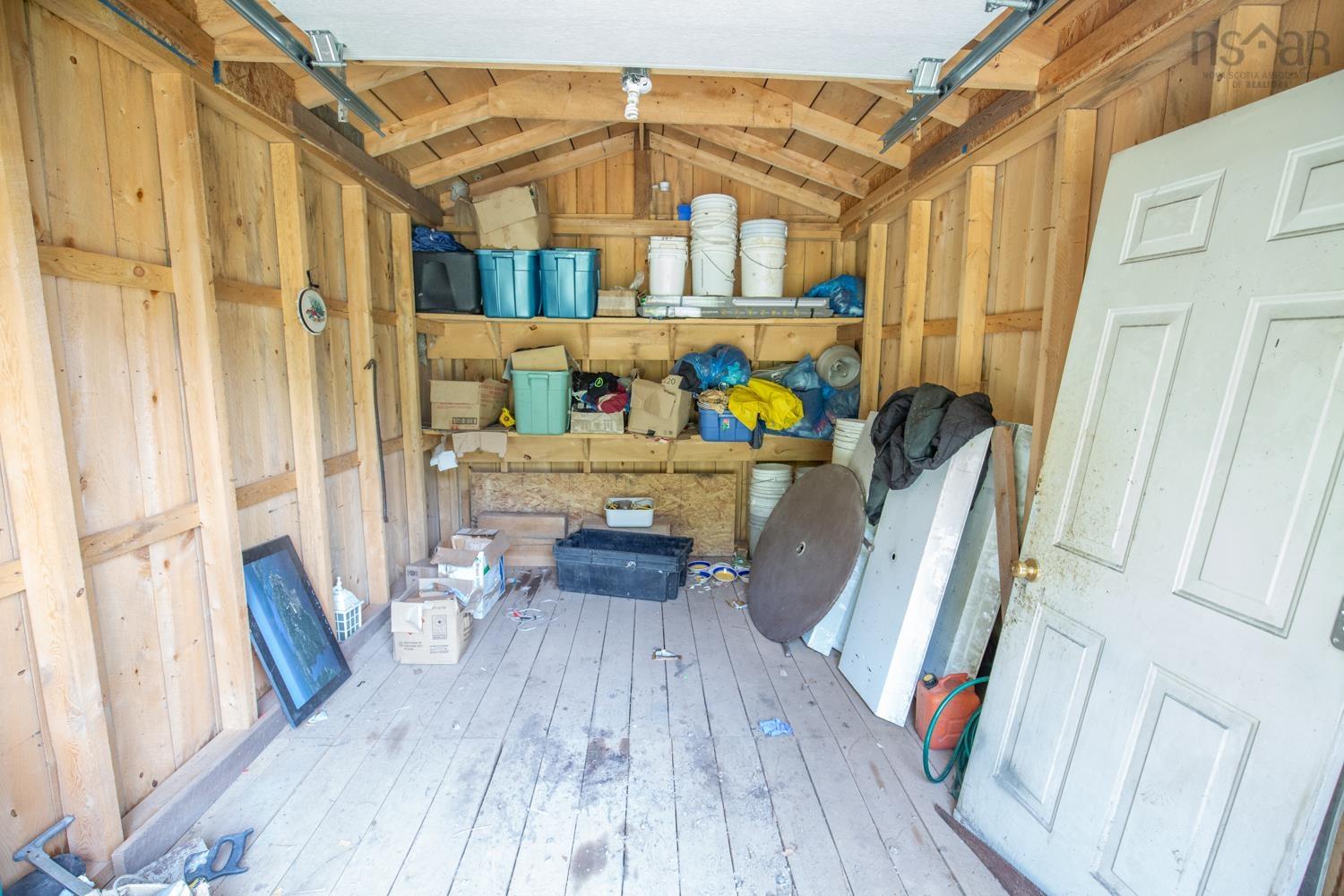 $155,000.00: 34 BERGMAN Lane, Mount Thom