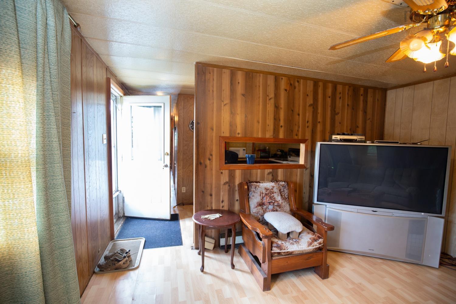 $155,000.00: 34 BERGMAN Lane, Mount Thom