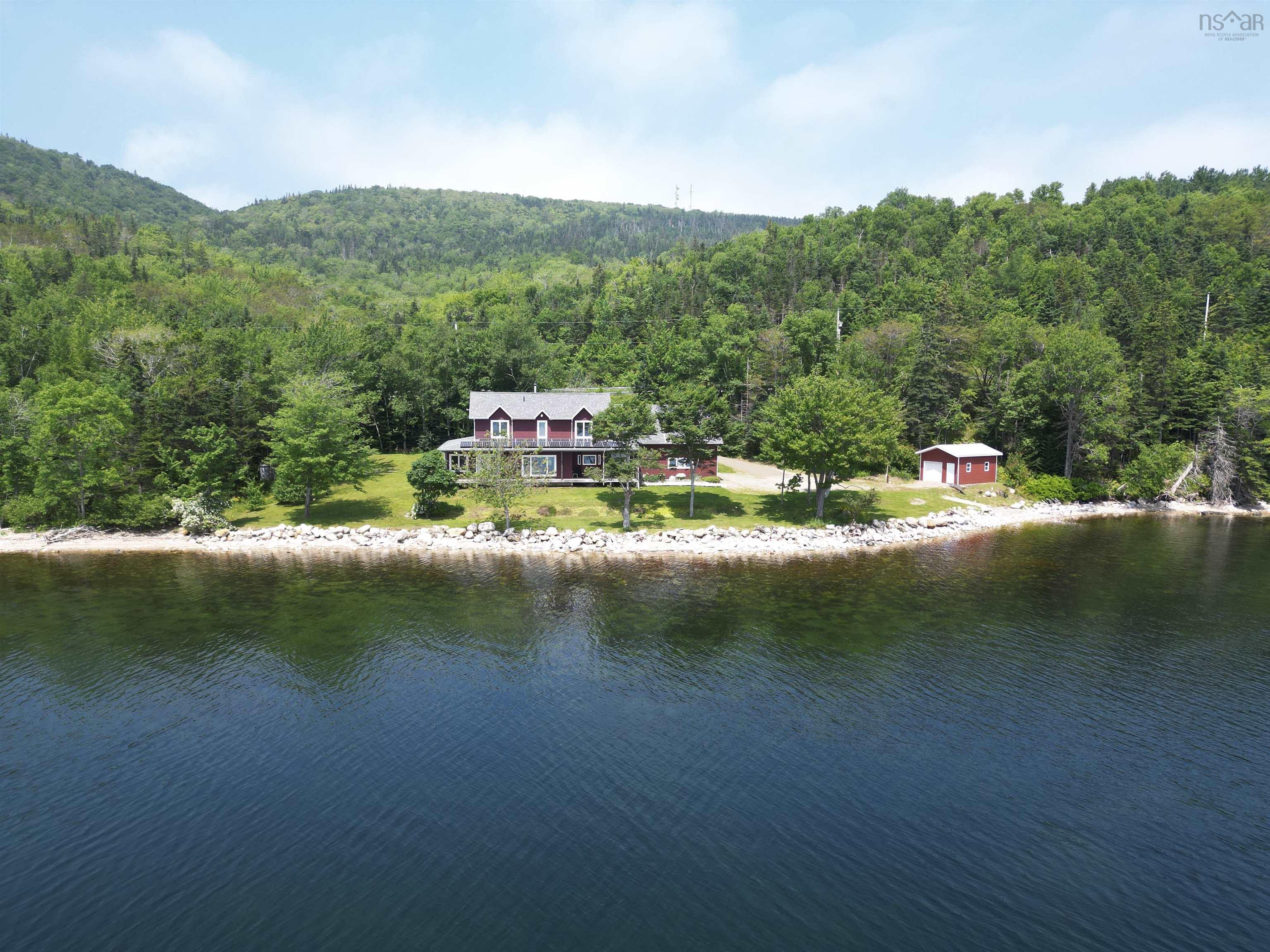 $875,000.00: 5276 Marble Mountain Road, Marble Mountain