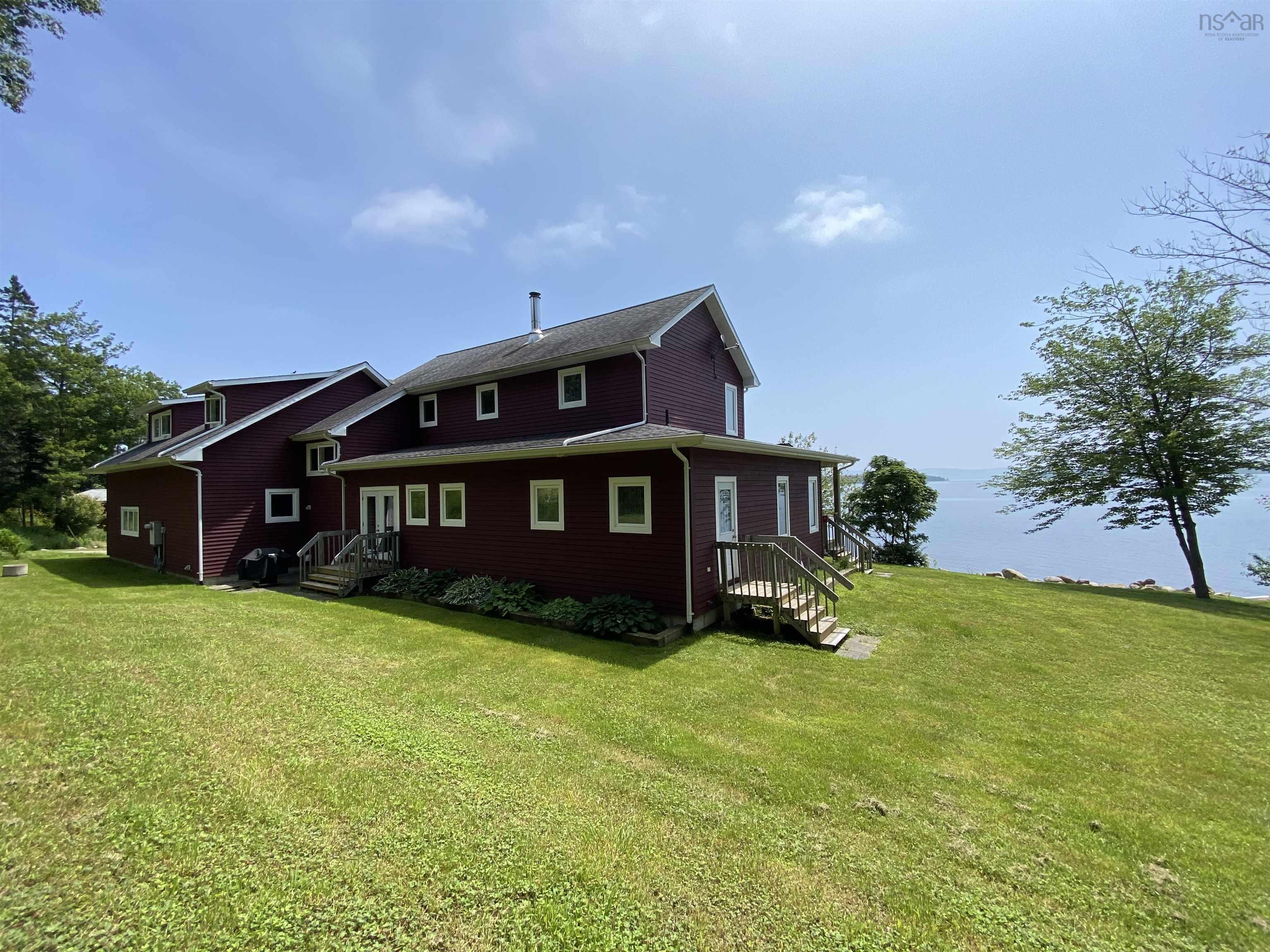 $875,000.00: 5276 Marble Mountain Road, Marble Mountain