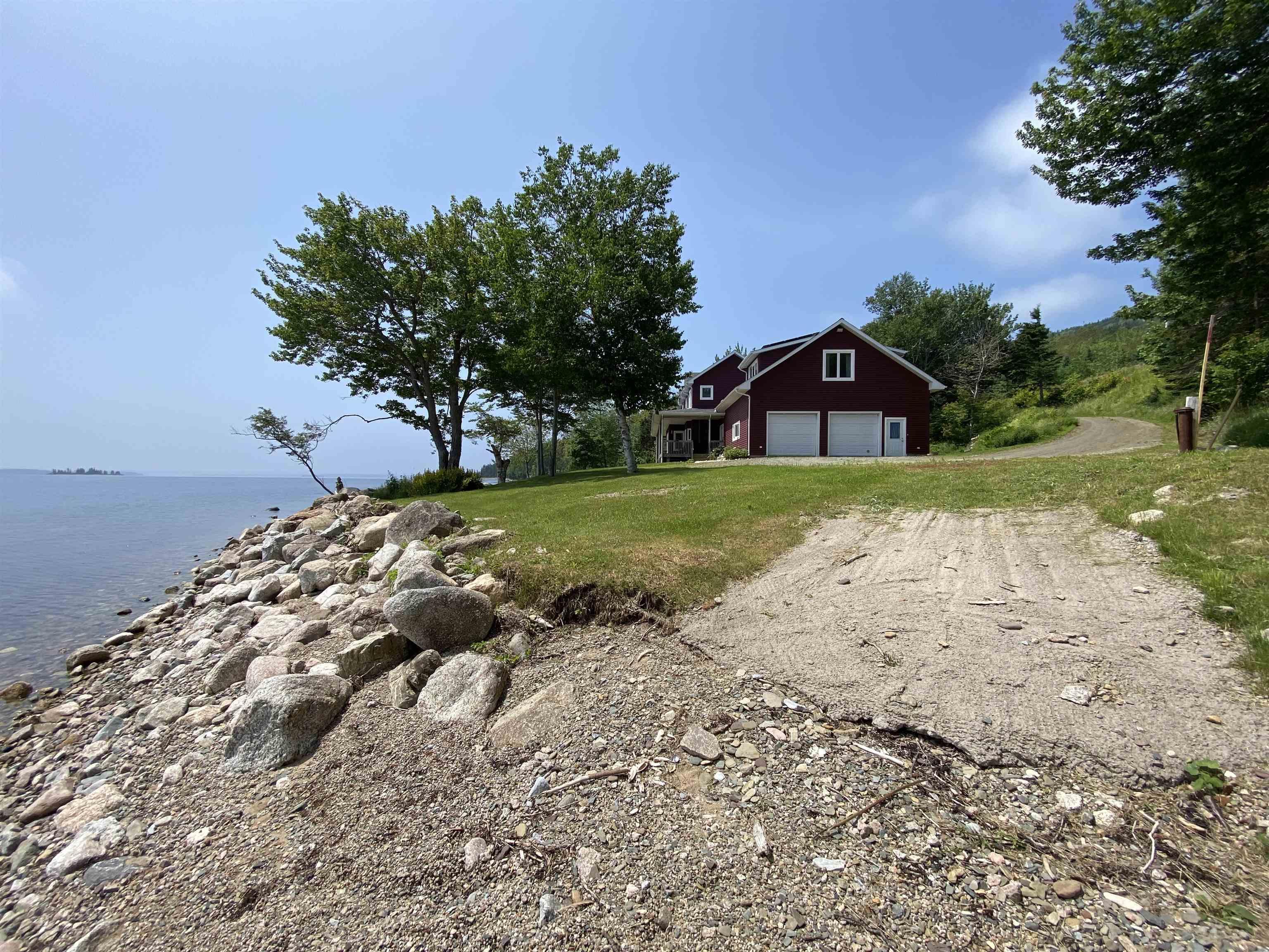 $875,000.00: 5276 Marble Mountain Road, Marble Mountain