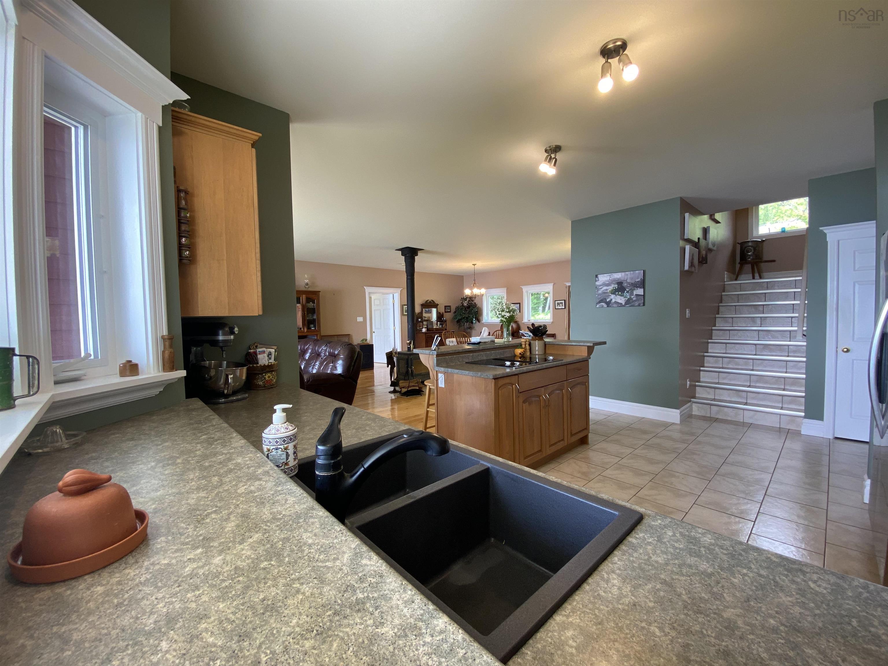 $875,000.00: 5276 Marble Mountain Road, Marble Mountain