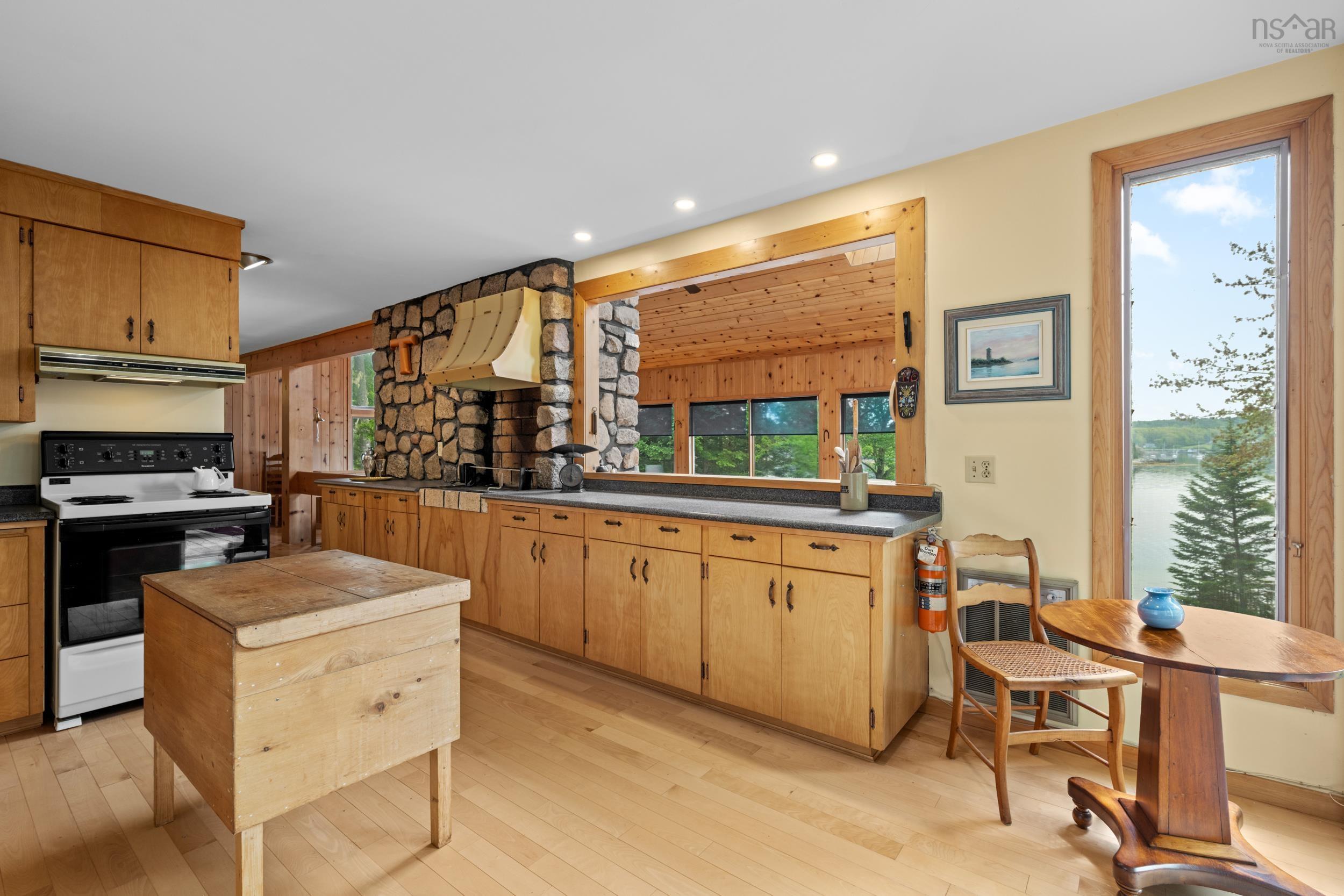 20 Sunnydale Drive, Glen Haven, NS (MLS 202514004)