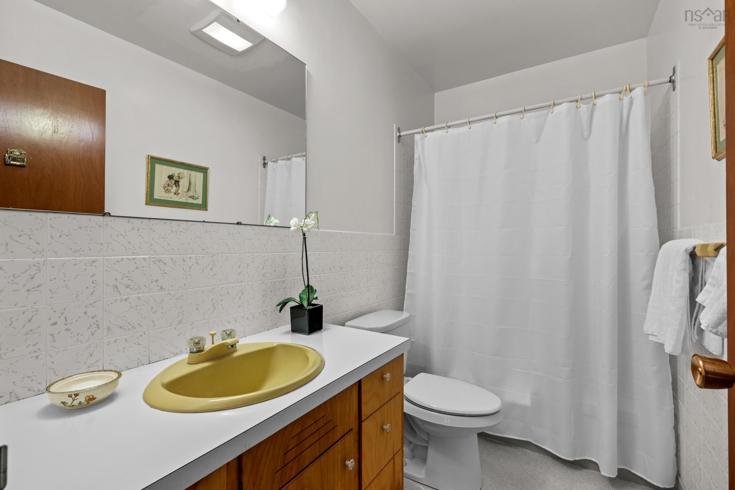 20 Sunnydale Drive, Glen Haven, NS (MLS 202514004)