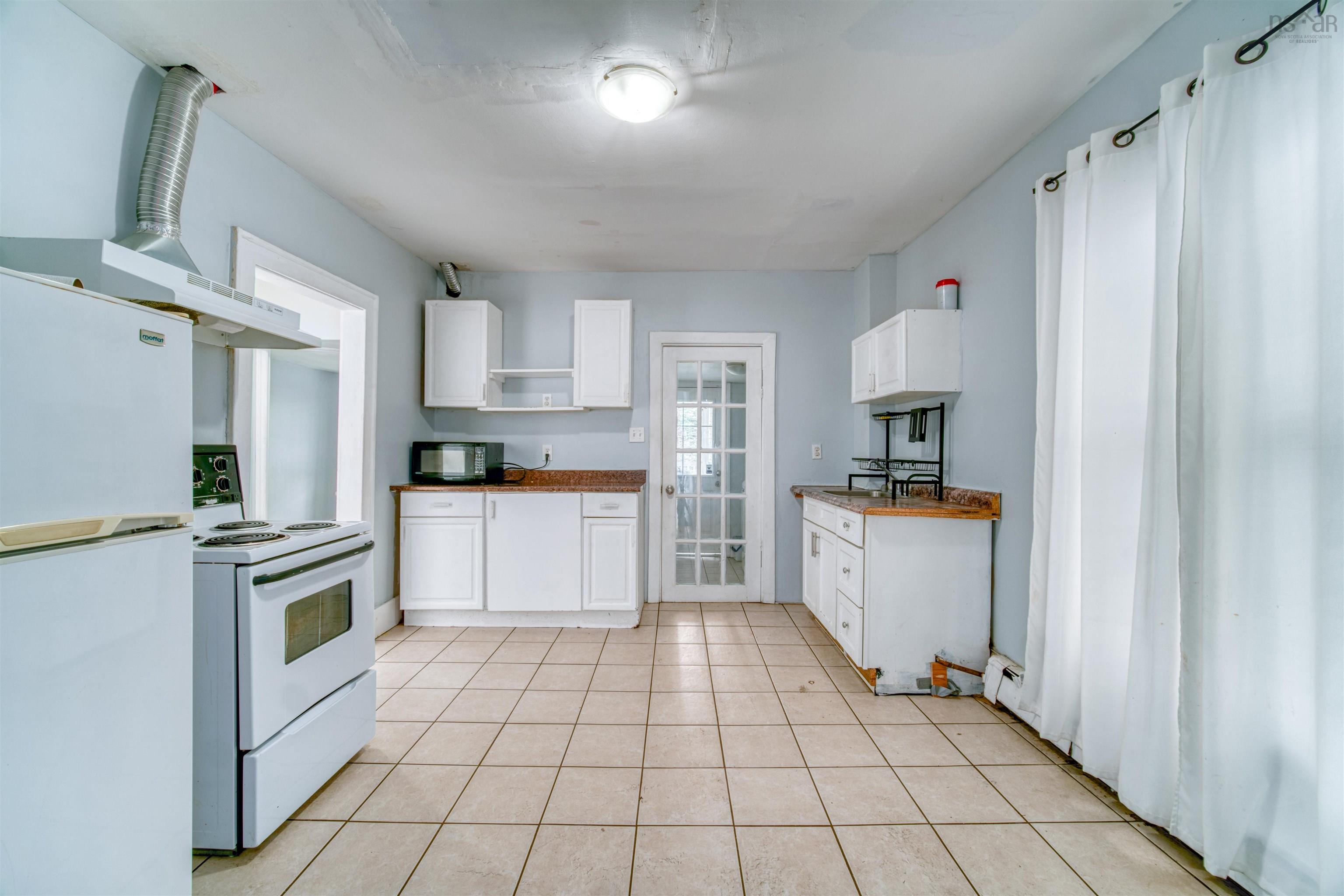 $599,900.00: 20-22 Coronet Avenue, Halifax