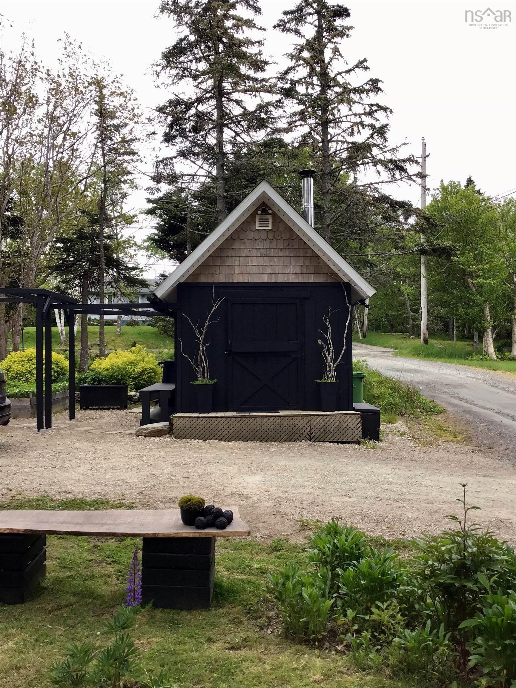 $207,000.00: 4 Island Pond Road, North Chegoggin