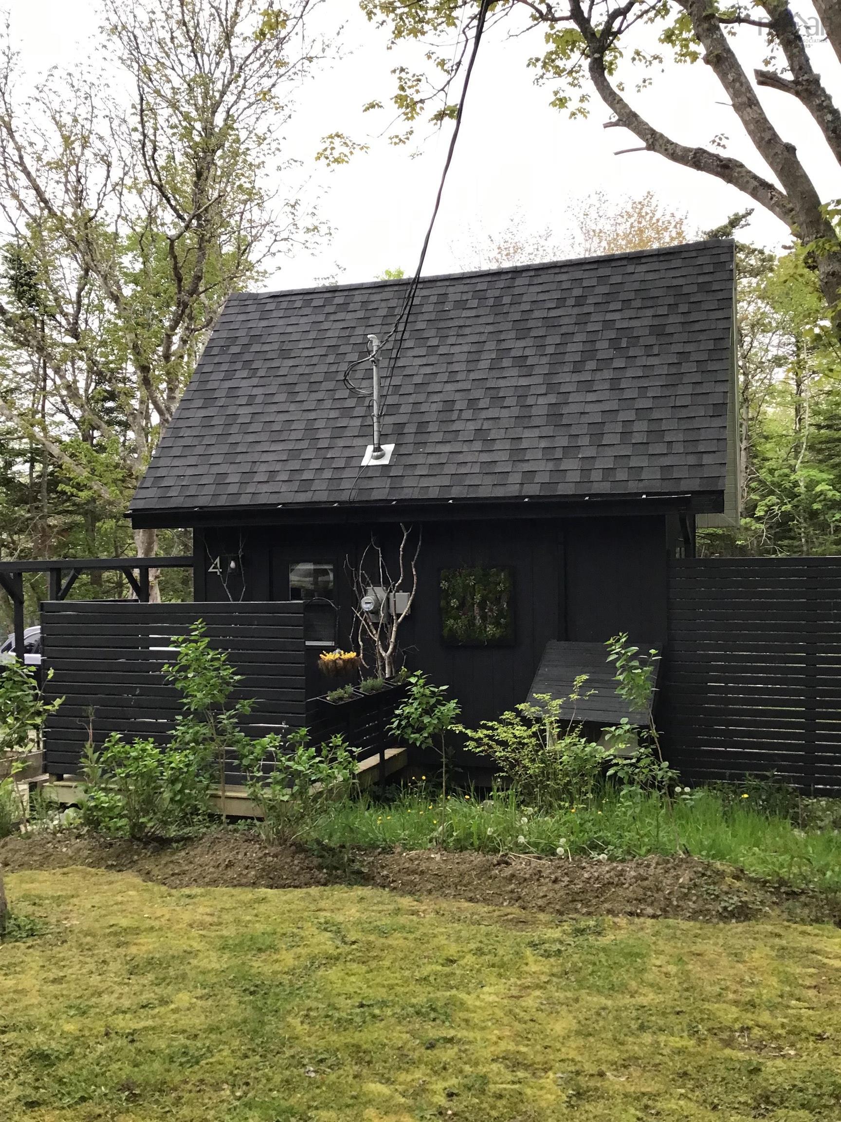 $207,000.00: 4 Island Pond Road, North Chegoggin