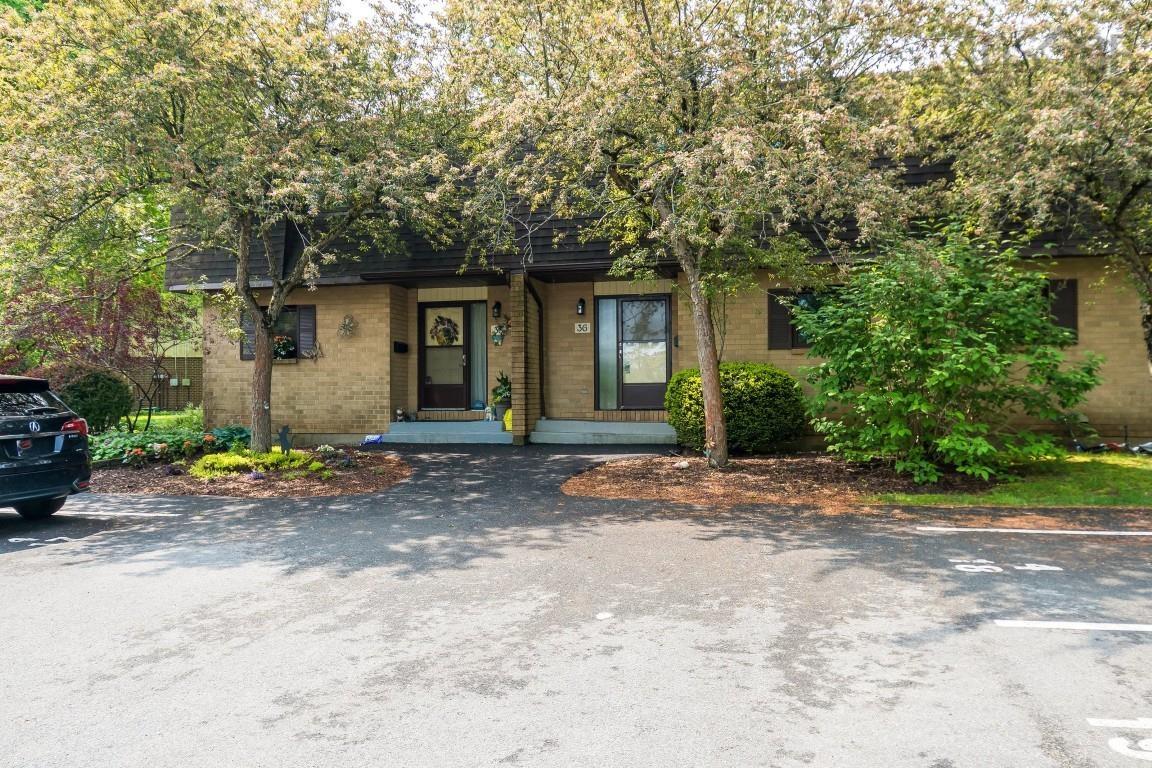 $434,900.00: 36 Chelsea Lane, Halifax