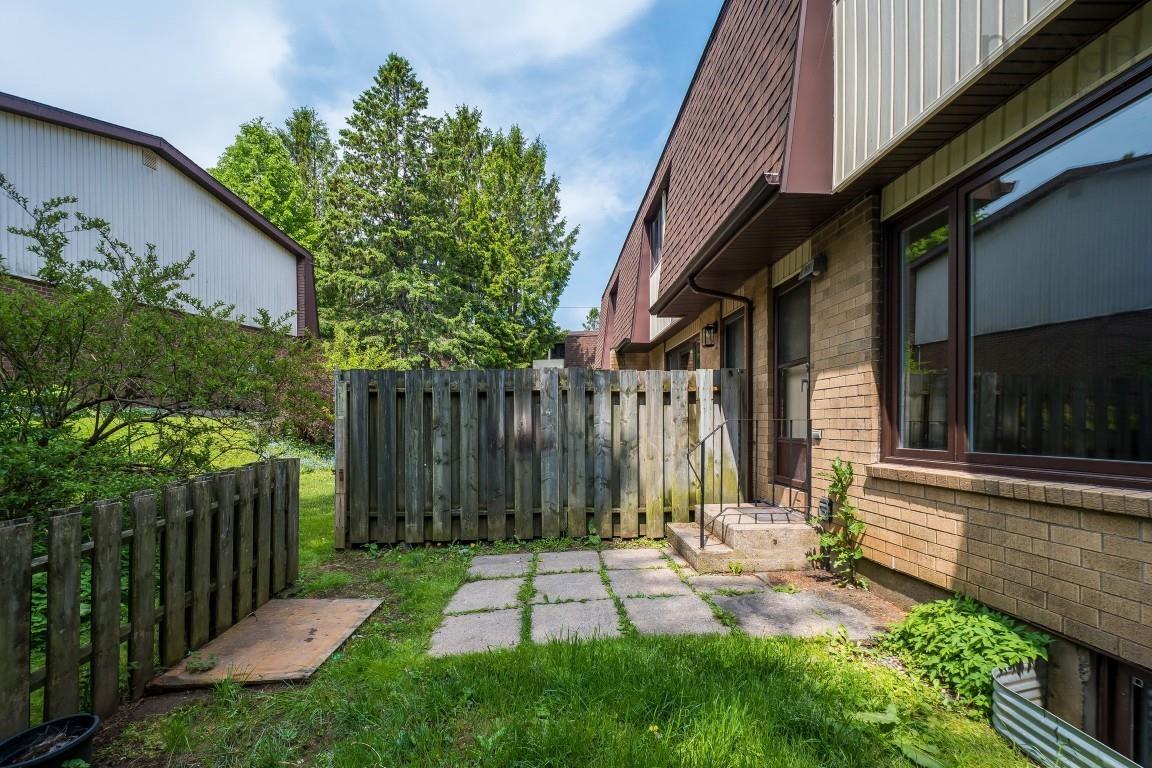 $434,900.00: 36 Chelsea Lane, Halifax