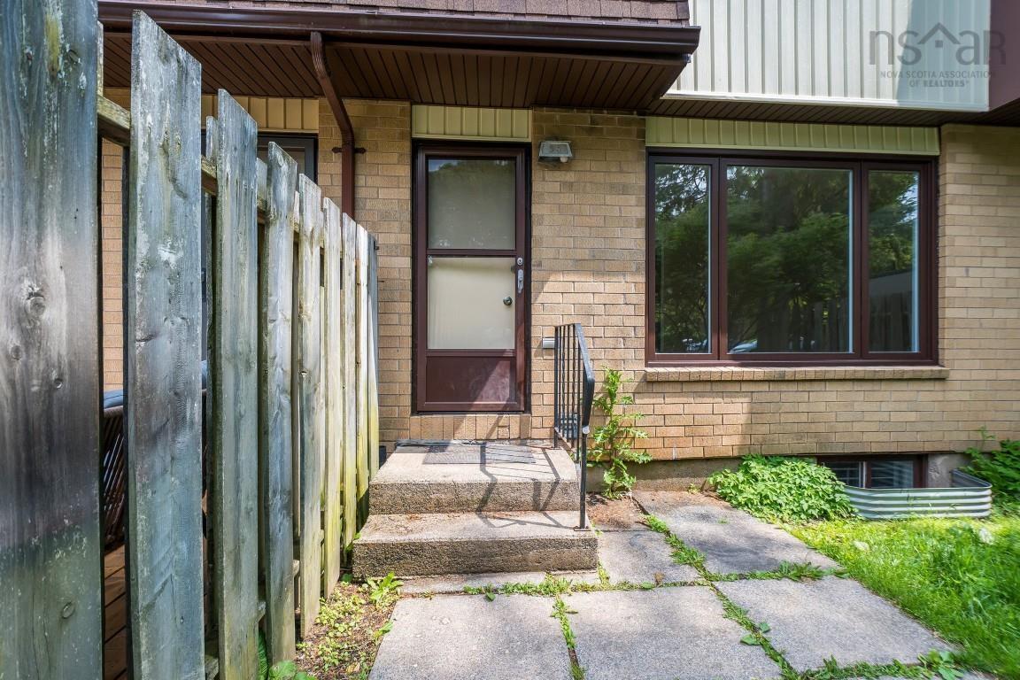 $434,900.00: 36 Chelsea Lane, Halifax