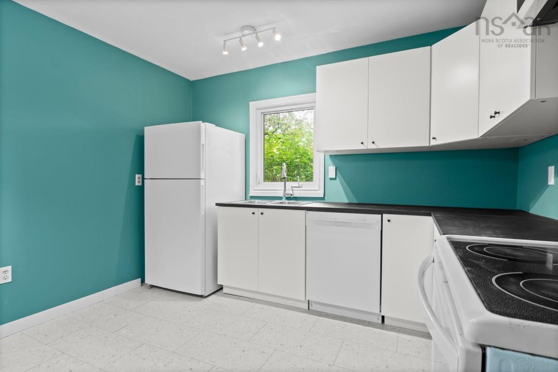 $434,900.00: 36 Chelsea Lane, Halifax