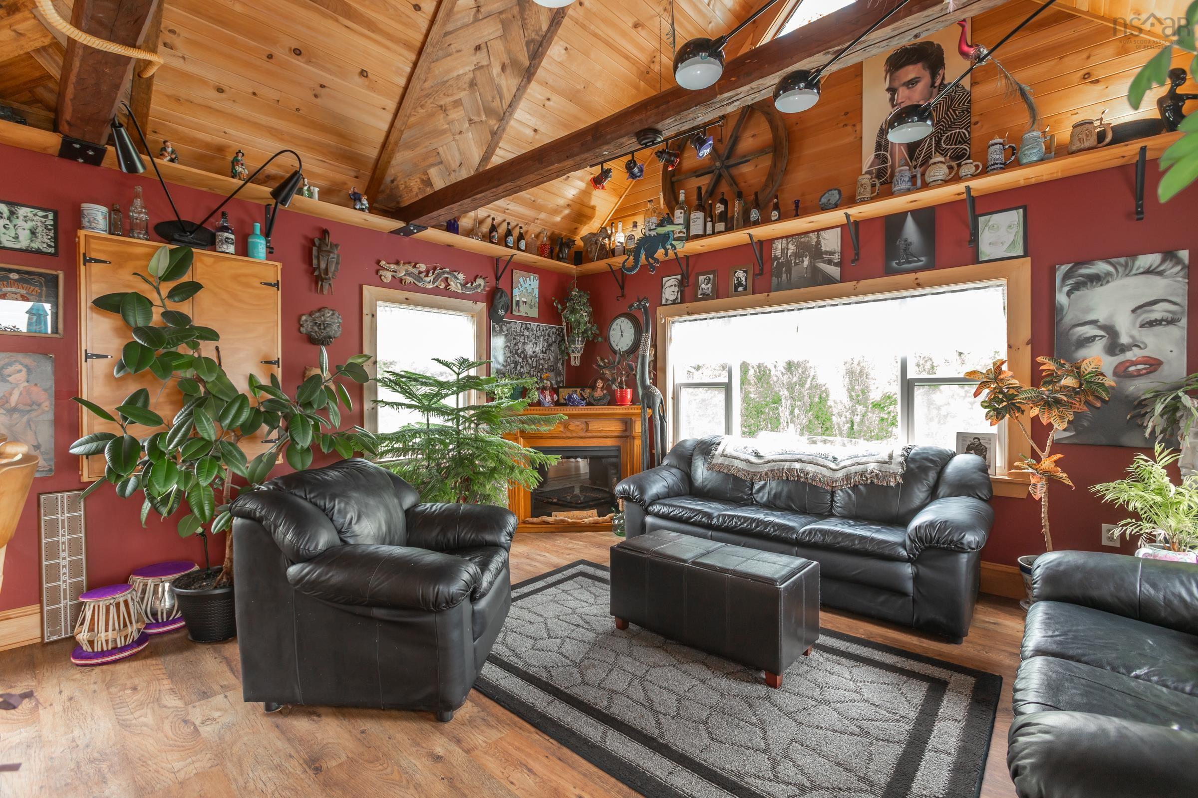 $469,500.00: 2026 221 Highway, Weltons Corner