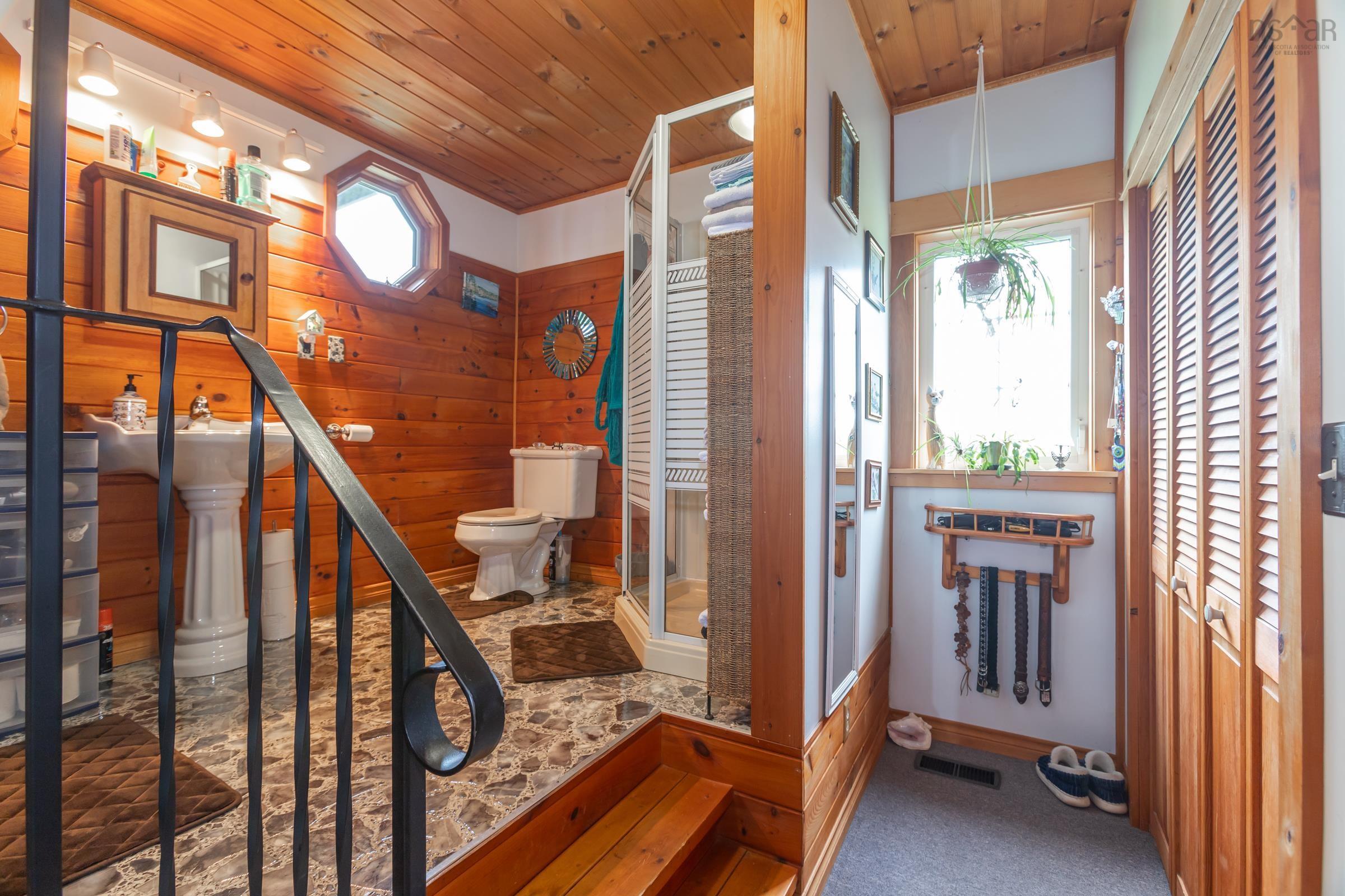 $469,500.00: 2026 221 Highway, Weltons Corner