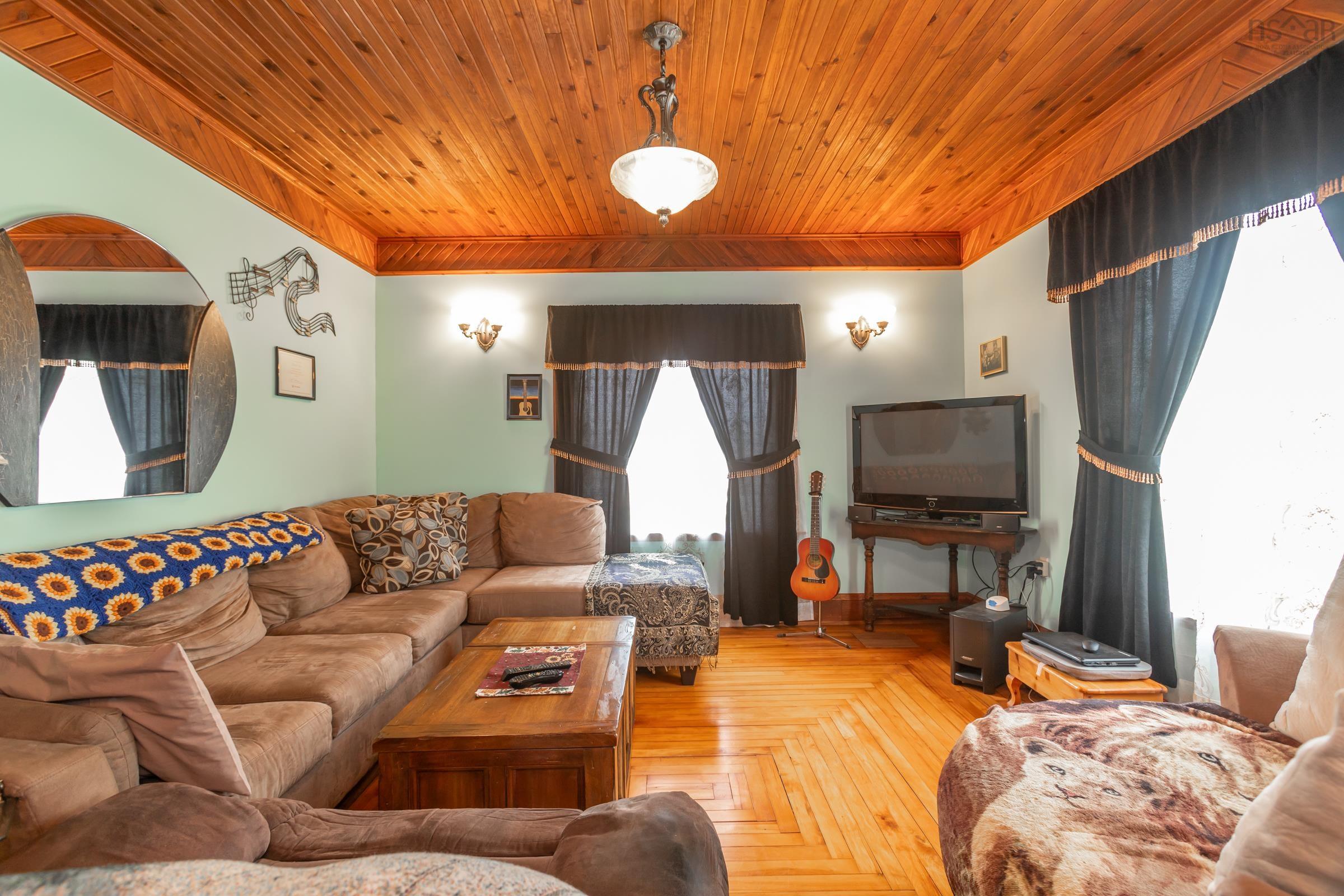 $469,500.00: 2026 221 Highway, Weltons Corner