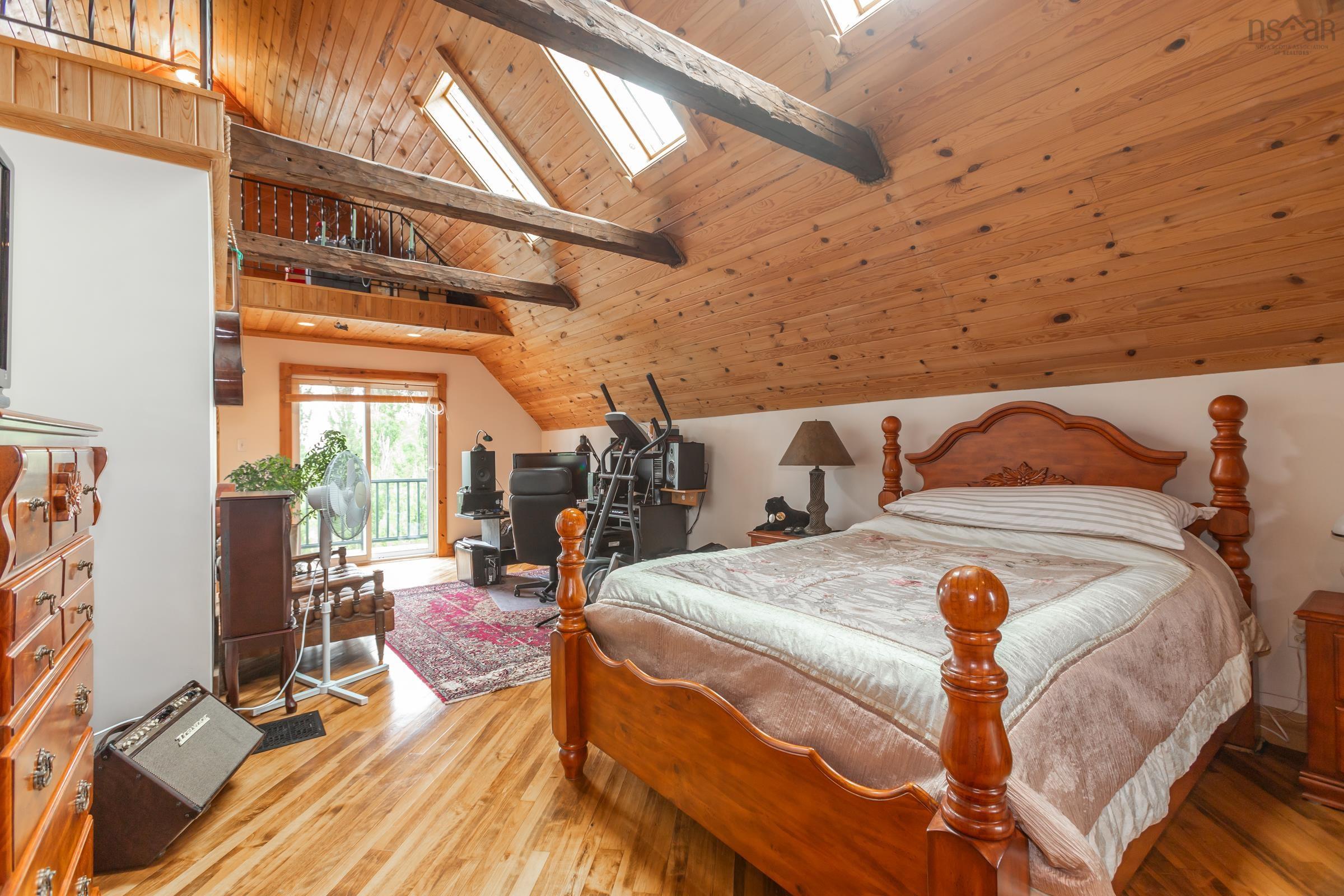 $469,500.00: 2026 221 Highway, Weltons Corner