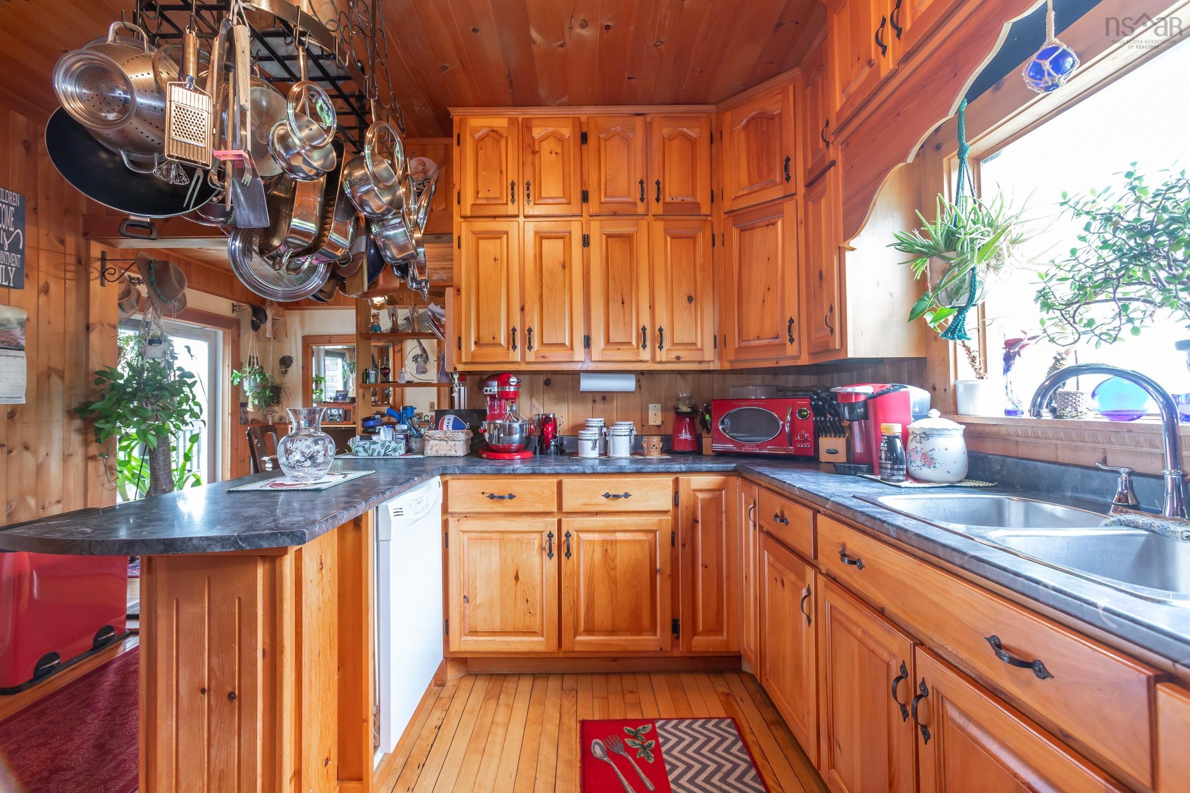 $469,500.00: 2026 221 Highway, Weltons Corner