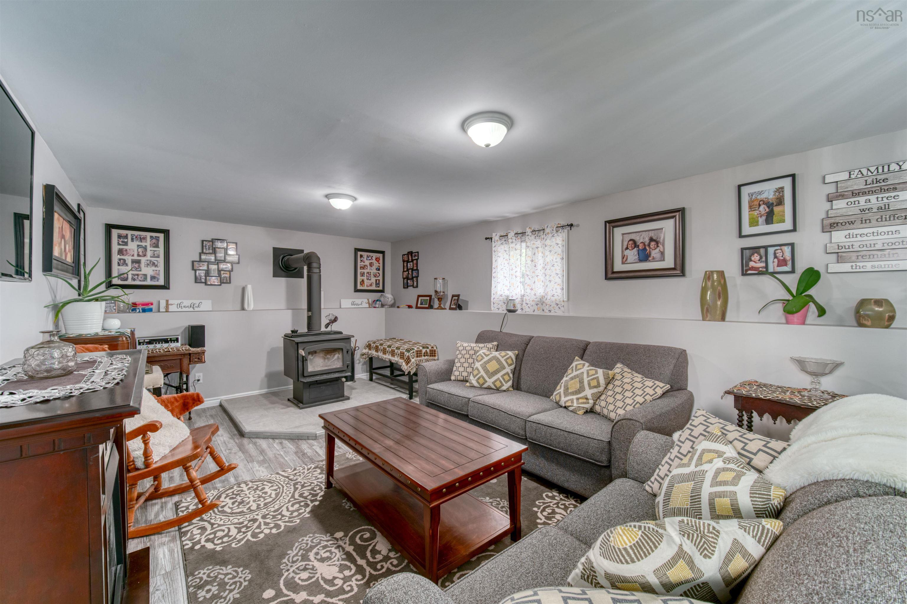 $555,900.00: 91 Lakewood Drive, Brooklyn