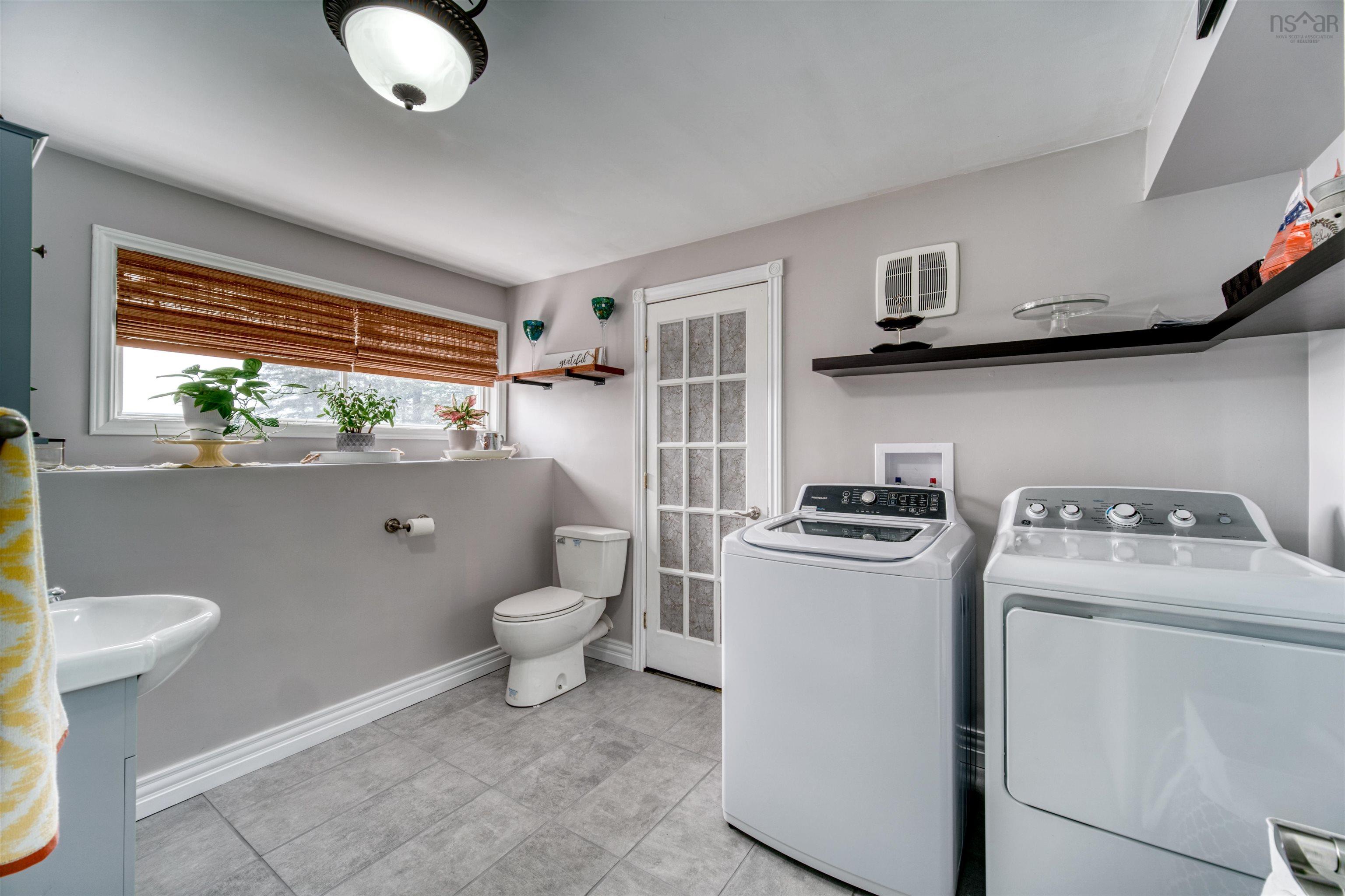 $555,900.00: 91 Lakewood Drive, Brooklyn