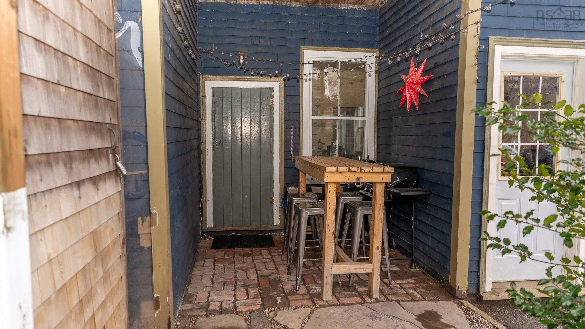 $1,890,000.00: 5626 Fenwick Street, Halifax