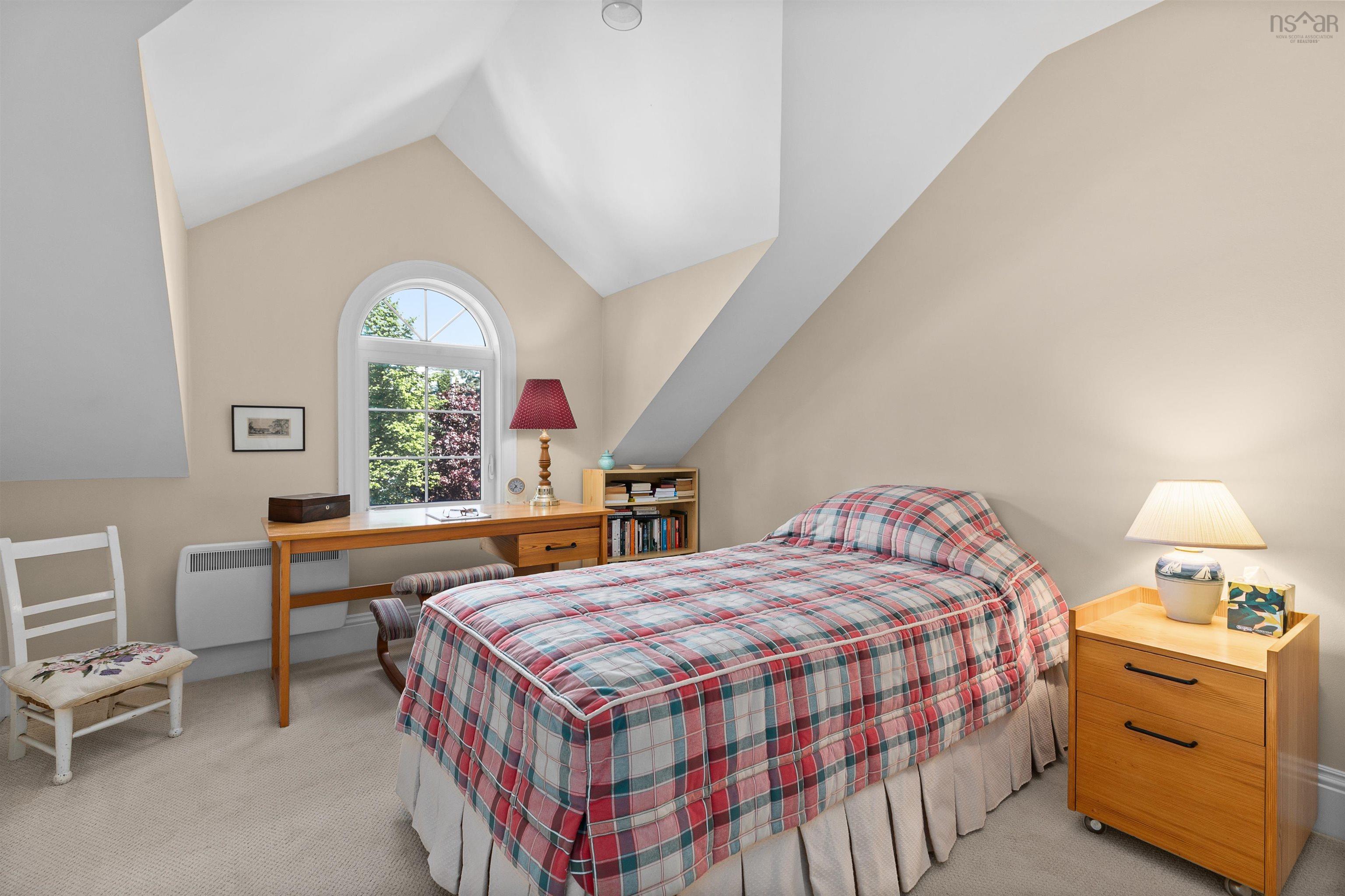 $1,168,000.00: 186 Spinnaker Drive, Halifax
