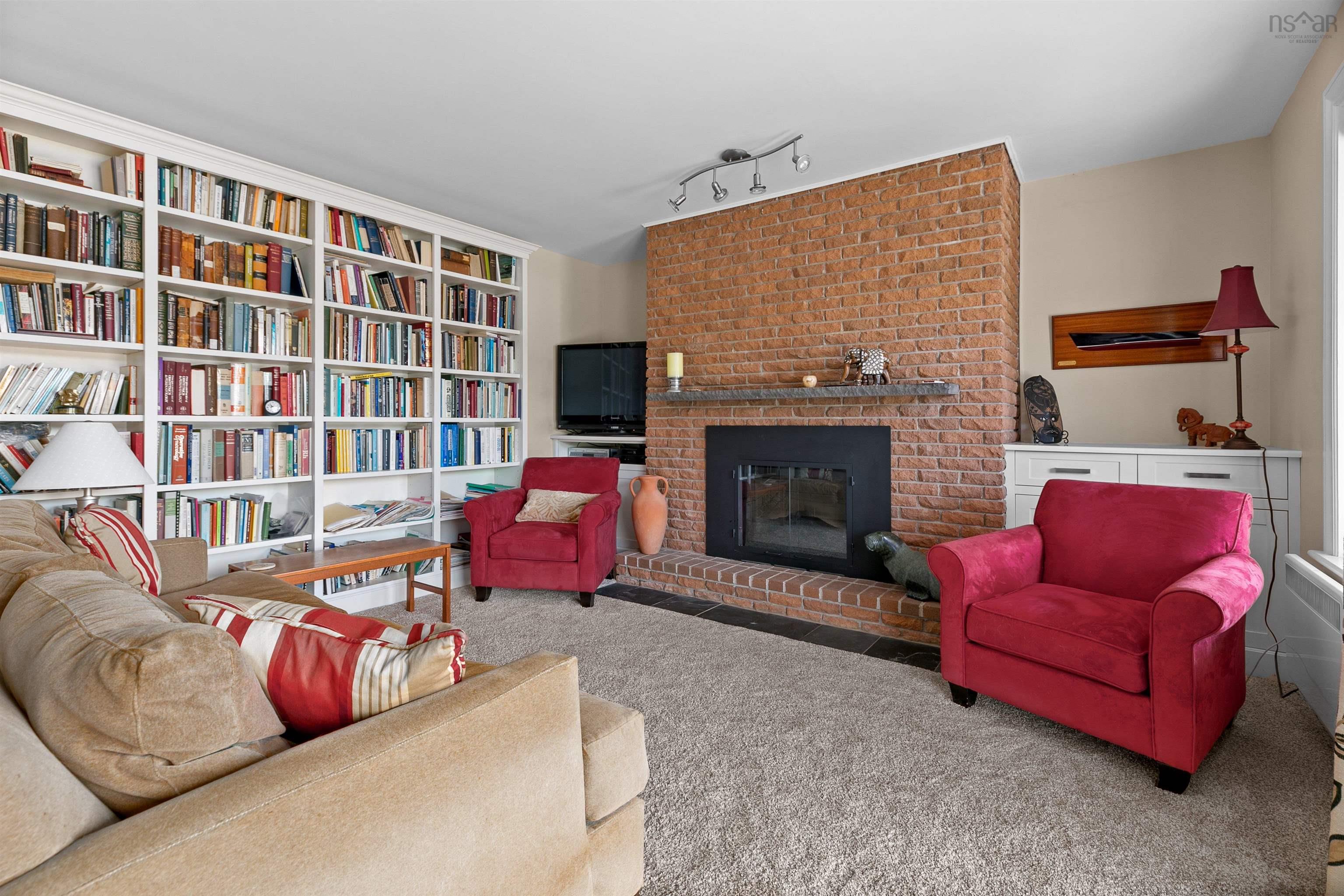 $1,168,000.00: 186 Spinnaker Drive, Halifax
