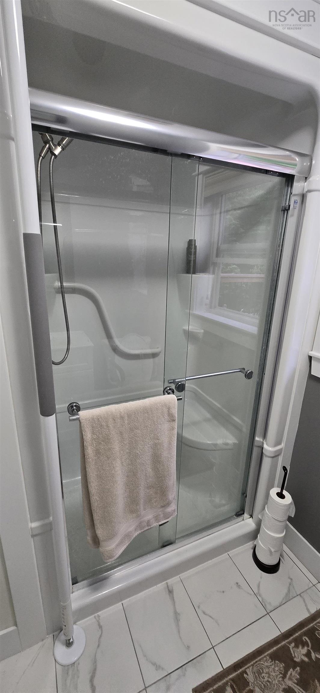 $354,900.00: 22 Jenifer Court, New Minas