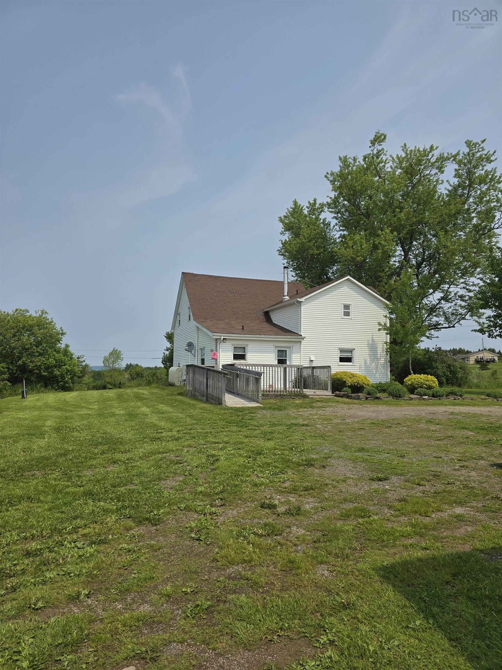 $499,000.00: 4105 Hwy 316, St Andrew