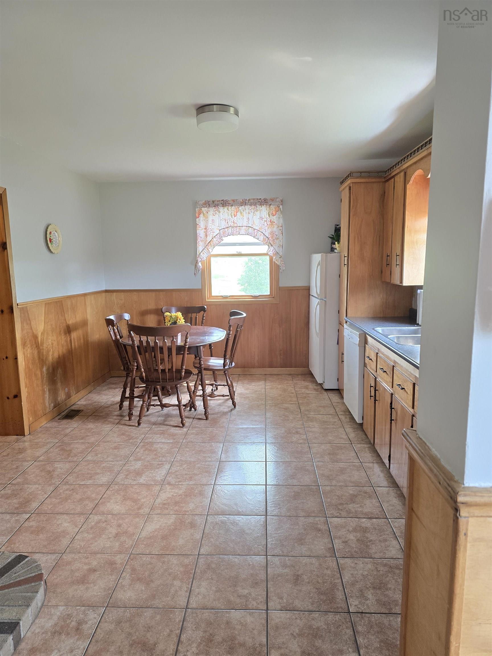 $499,000.00: 4105 Hwy 316, St Andrew