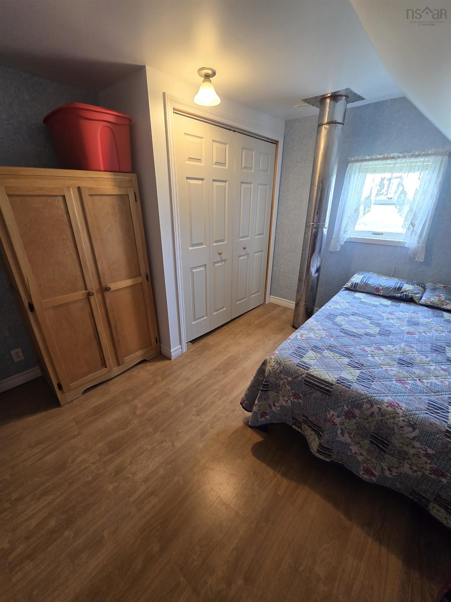 $499,000.00: 4105 Hwy 316, St Andrew