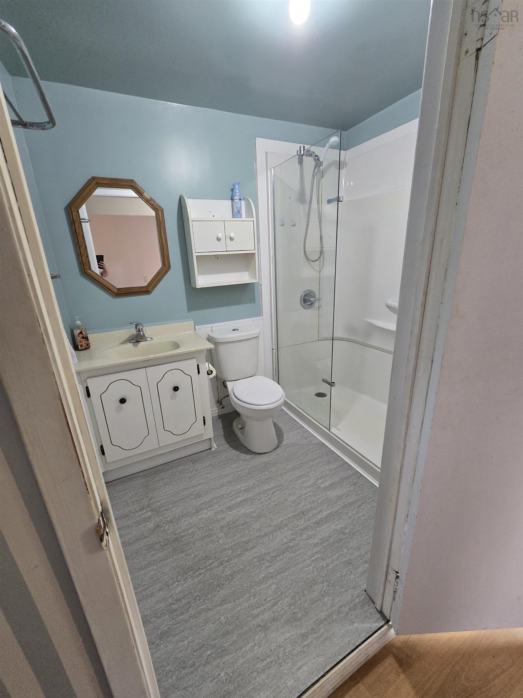 $499,000.00: 4105 Hwy 316, St Andrew