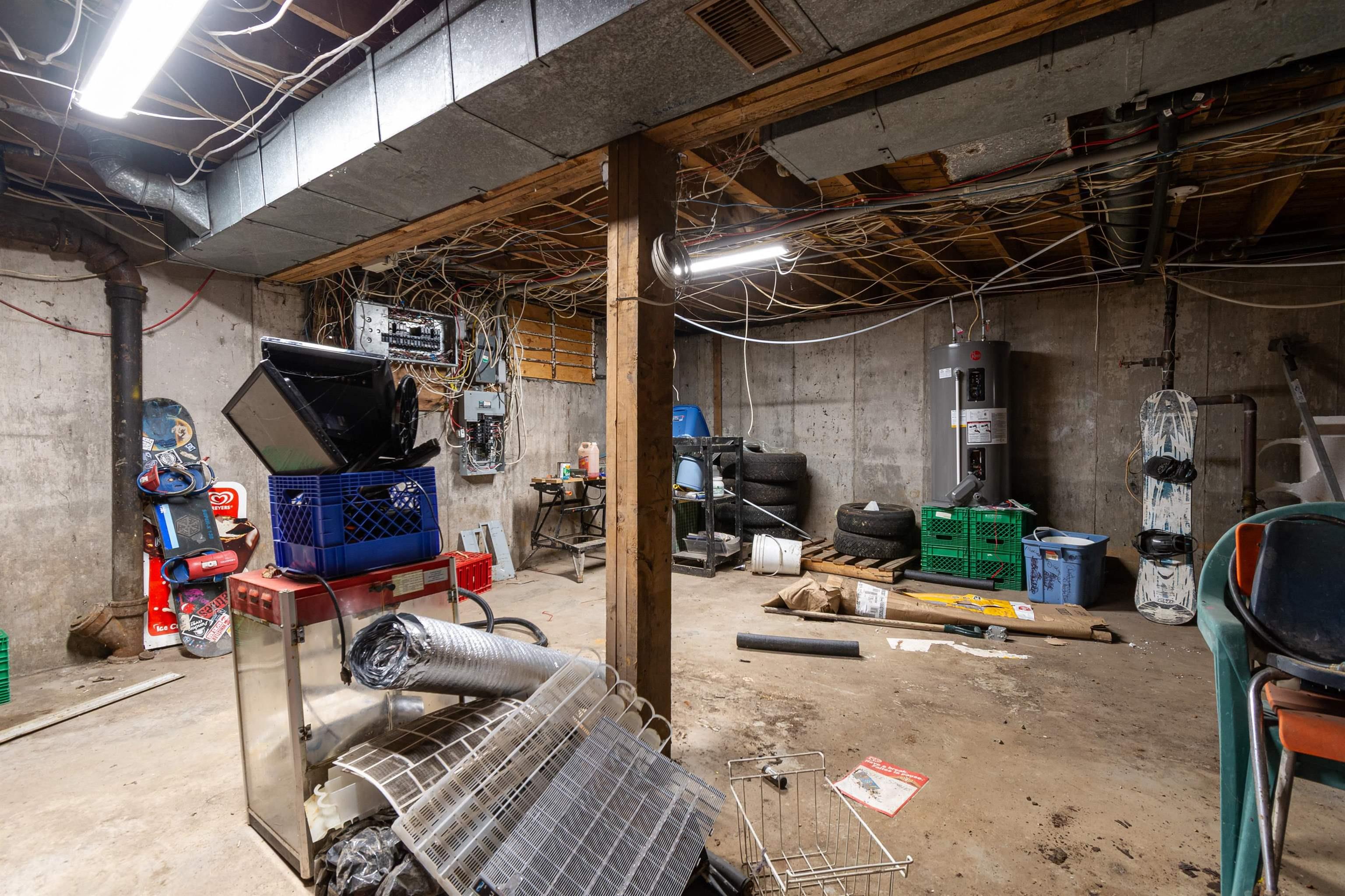 $349,999.00: 1370 Victoria Road, Whitney Pier