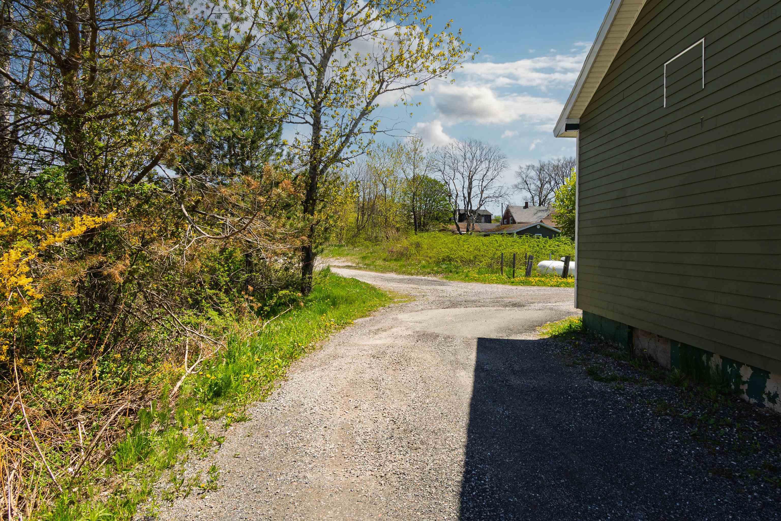 $349,999.00: 1370 Victoria Road, Whitney Pier