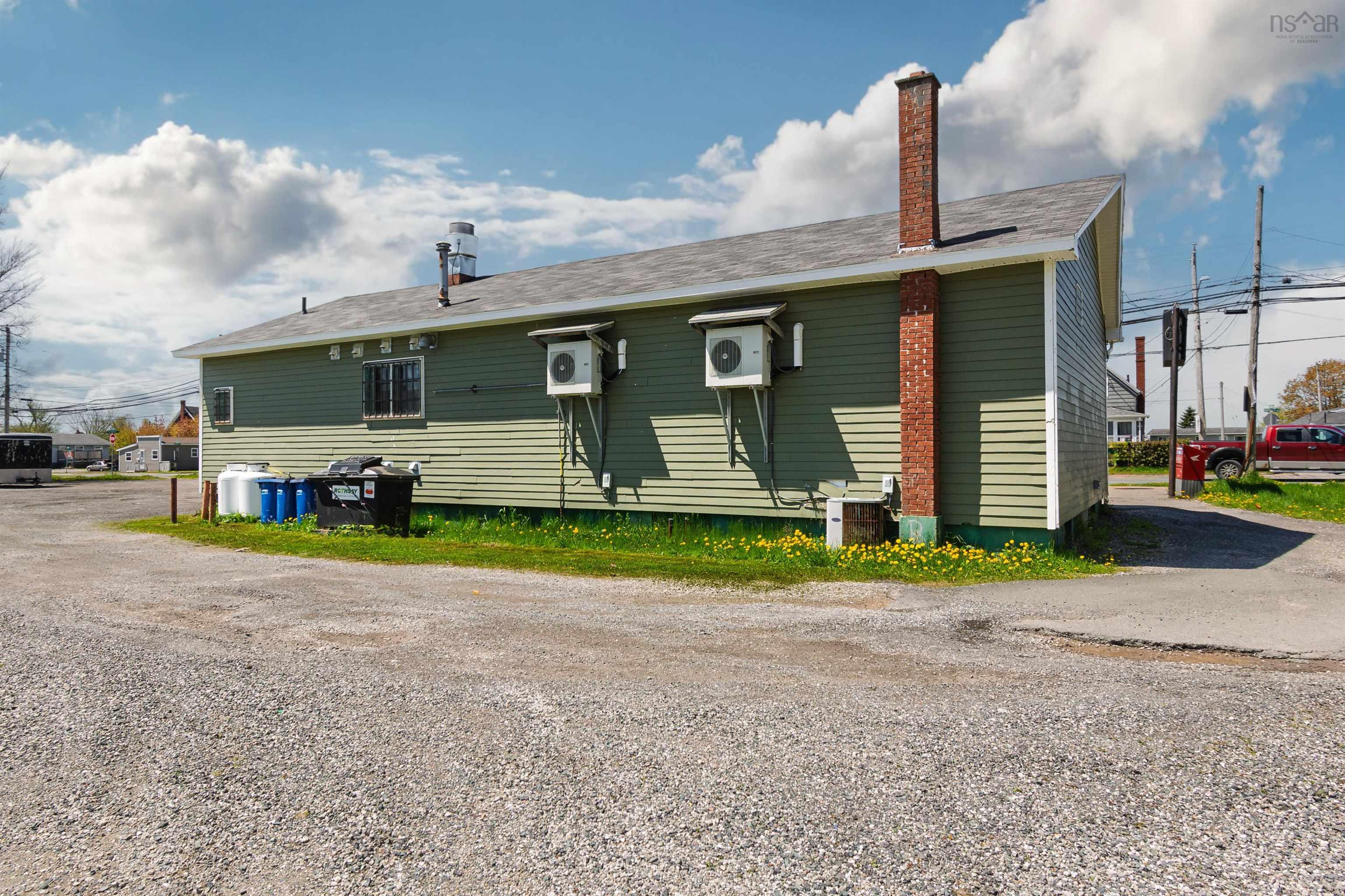 $349,999.00: 1370 Victoria Road, Whitney Pier