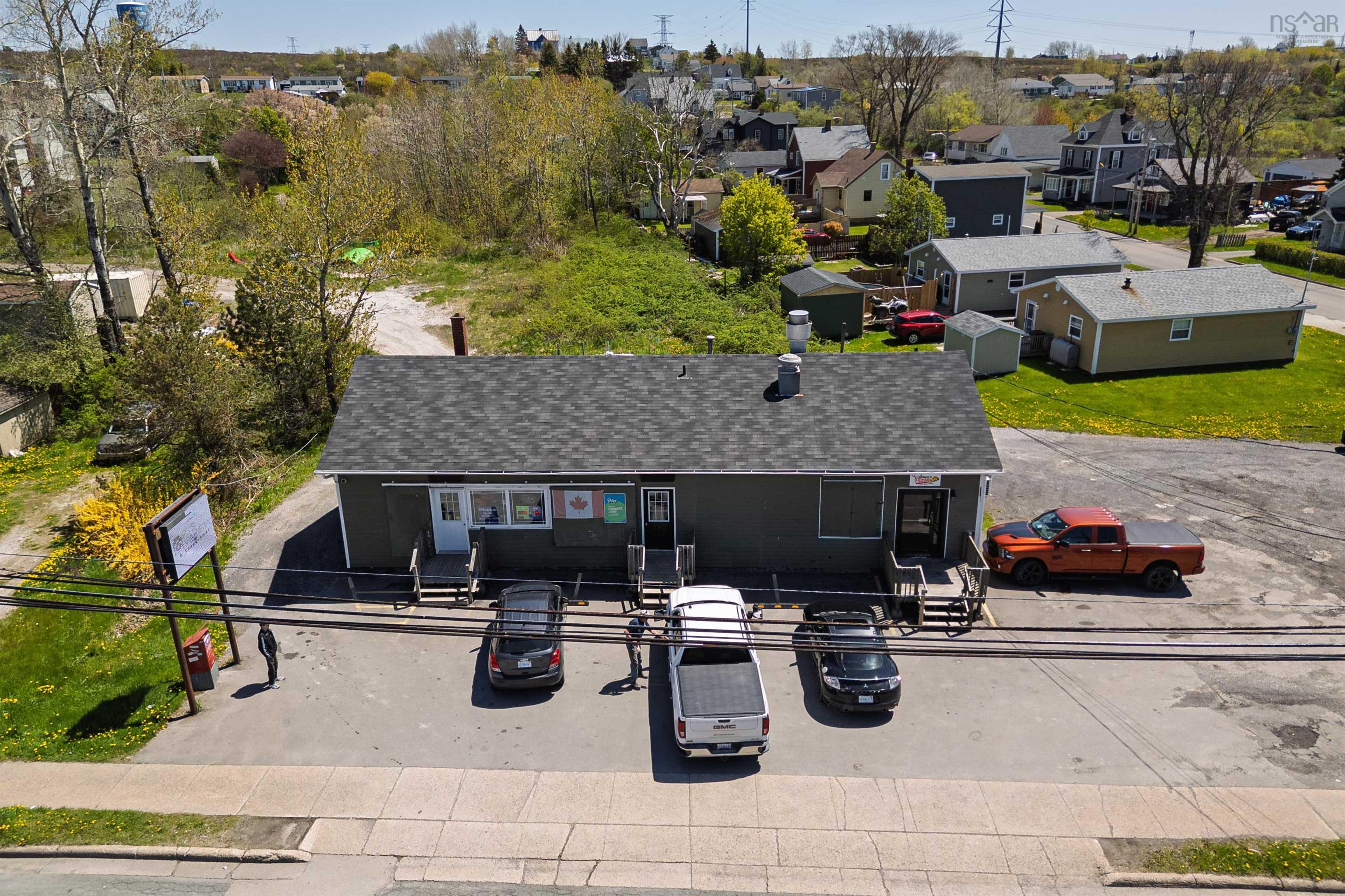 $349,999.00: 1370 Victoria Road, Whitney Pier