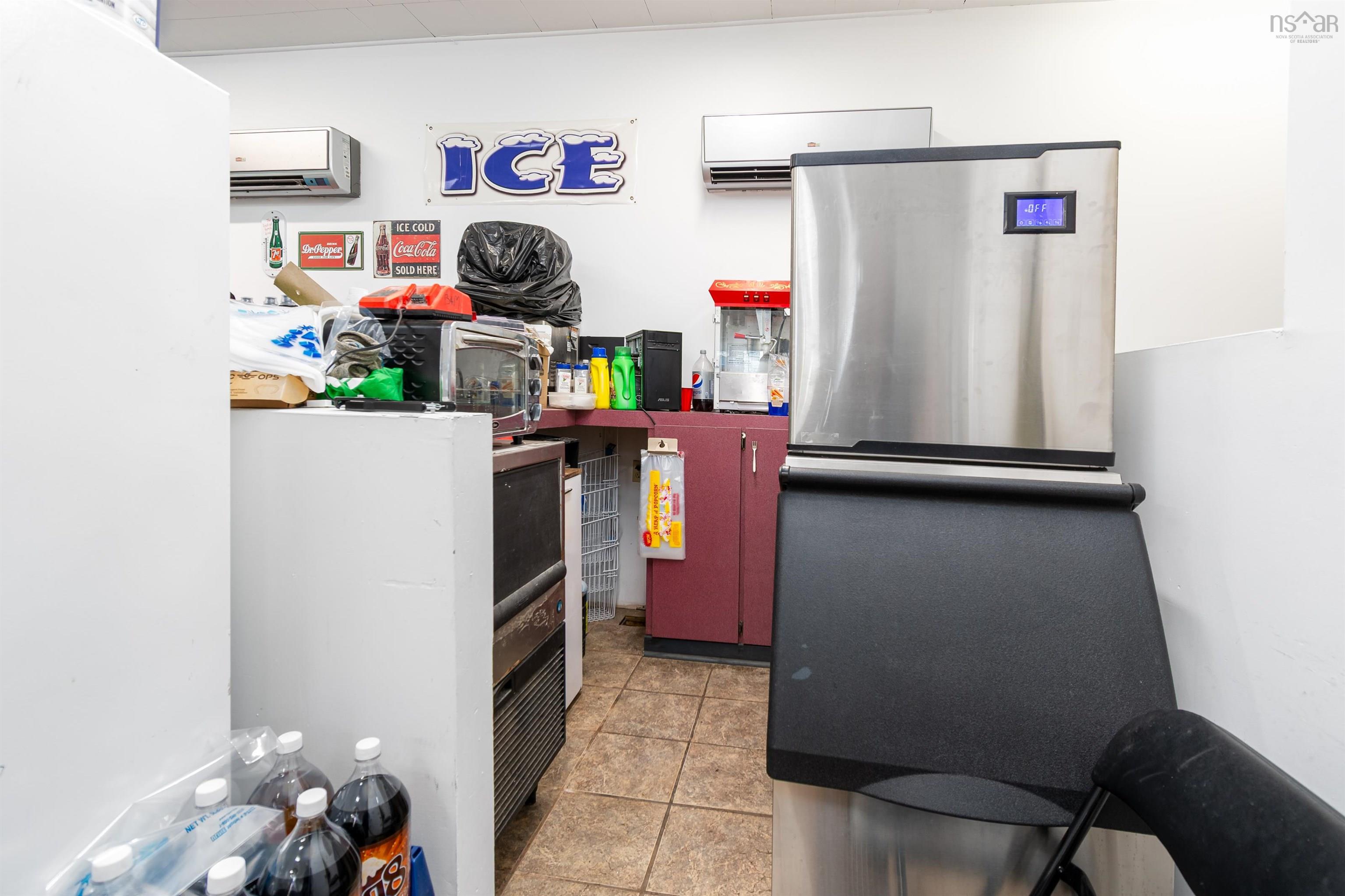 $349,999.00: 1370 Victoria Road, Whitney Pier