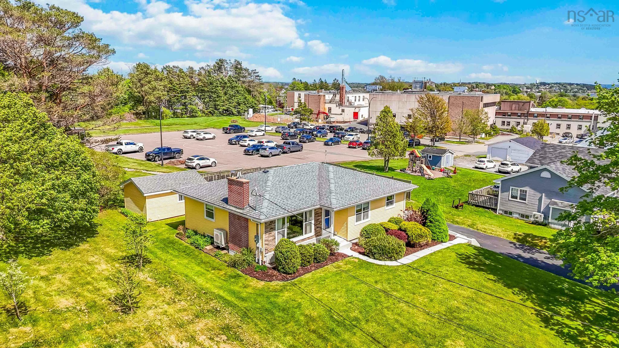 $449,000.00: 266 Green Street, Lunenburg