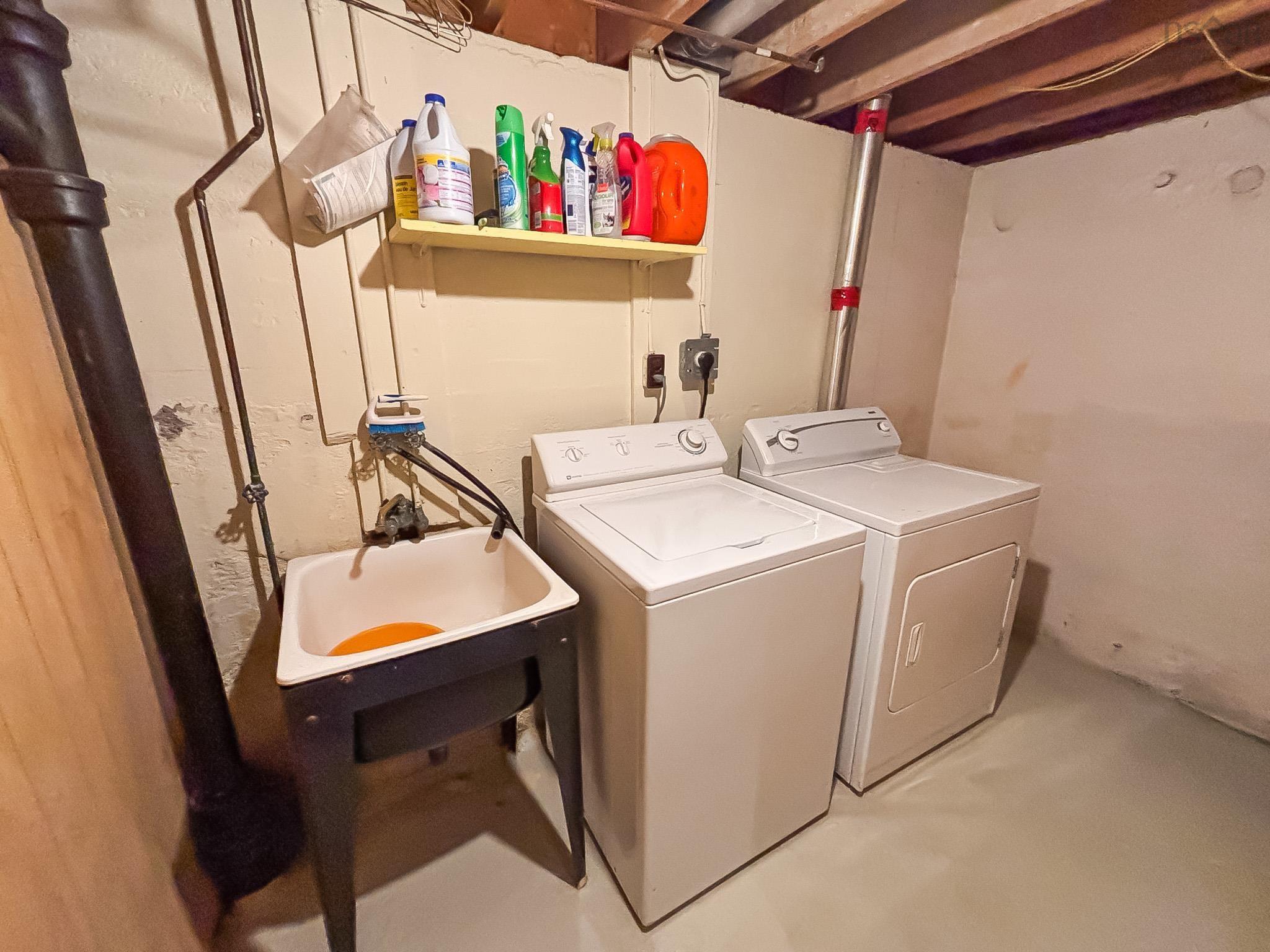 $449,000.00: 266 Green Street, Lunenburg