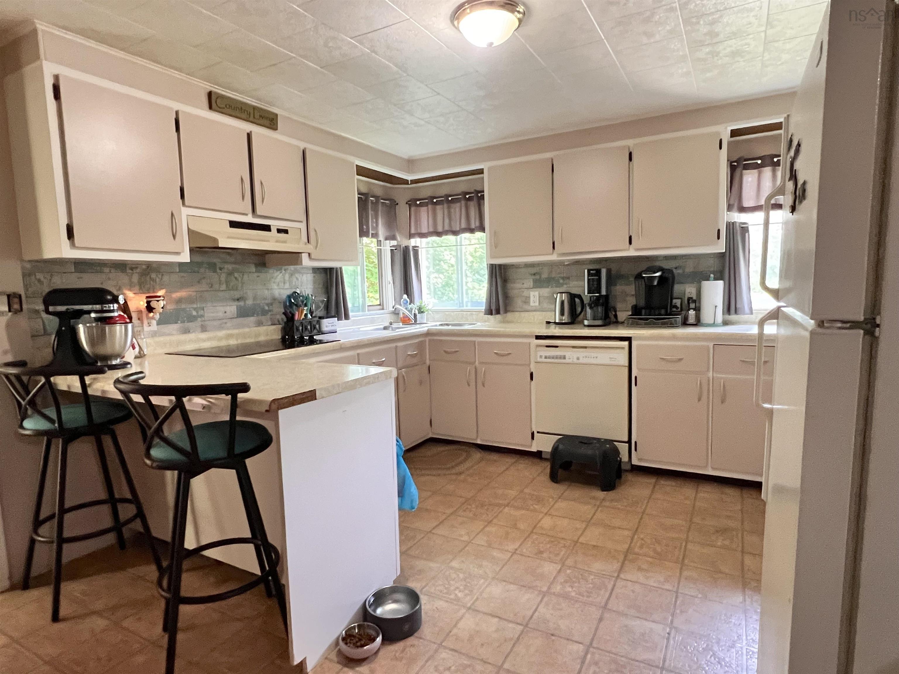 $275,000.00: 170 Digby Street, Shelburne