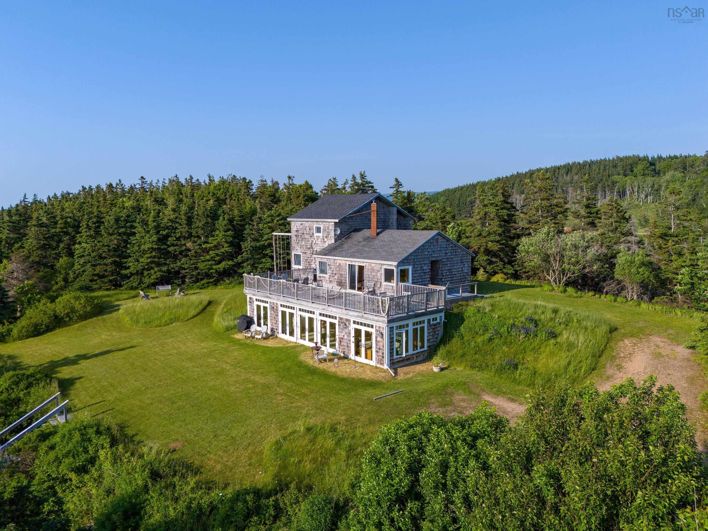 $725,000.00: 3589 Shore Road, Margaree Harbour