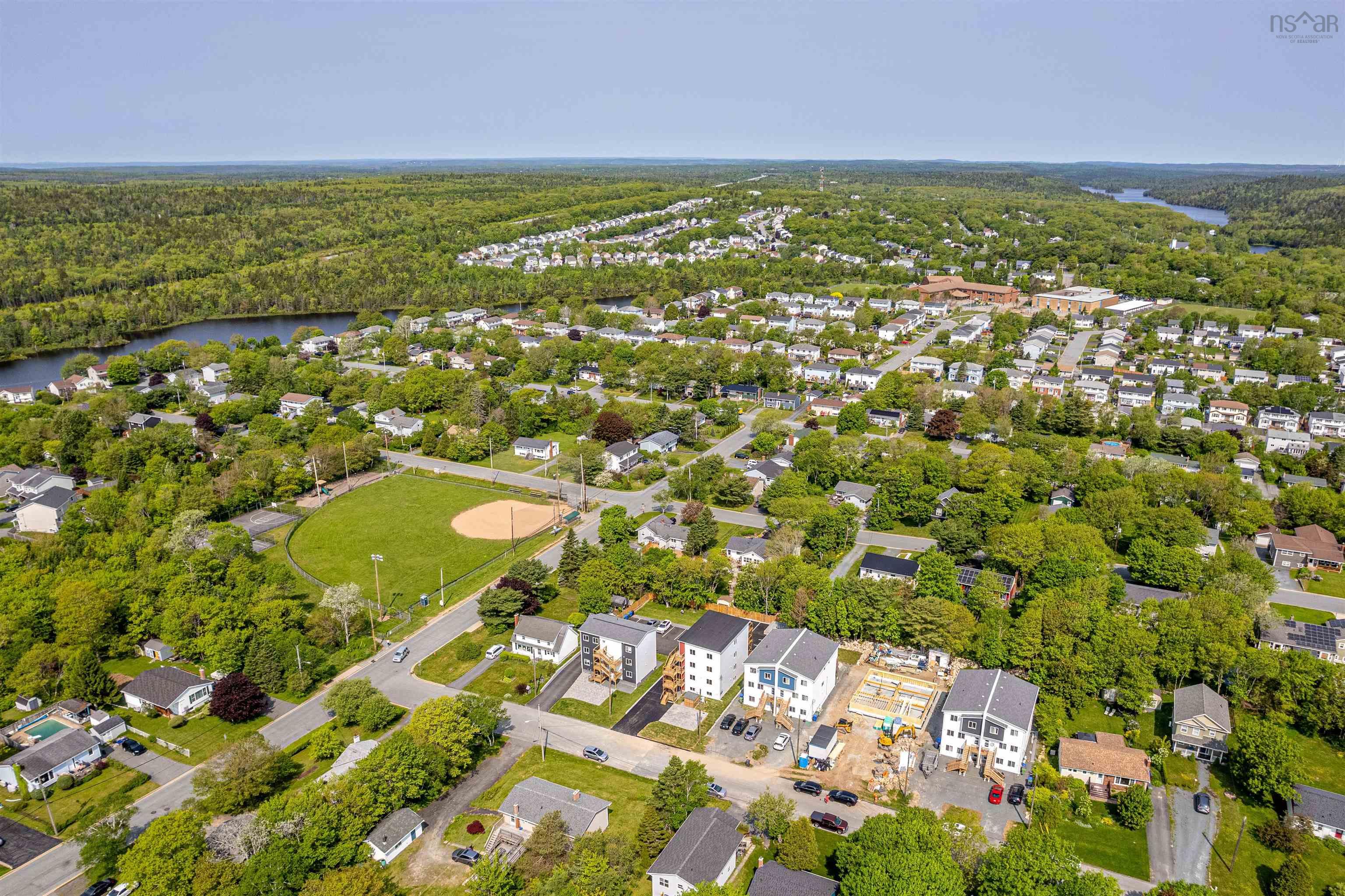 $1,499,900.00: 51 Wedgewood Avenue, Timberlea
